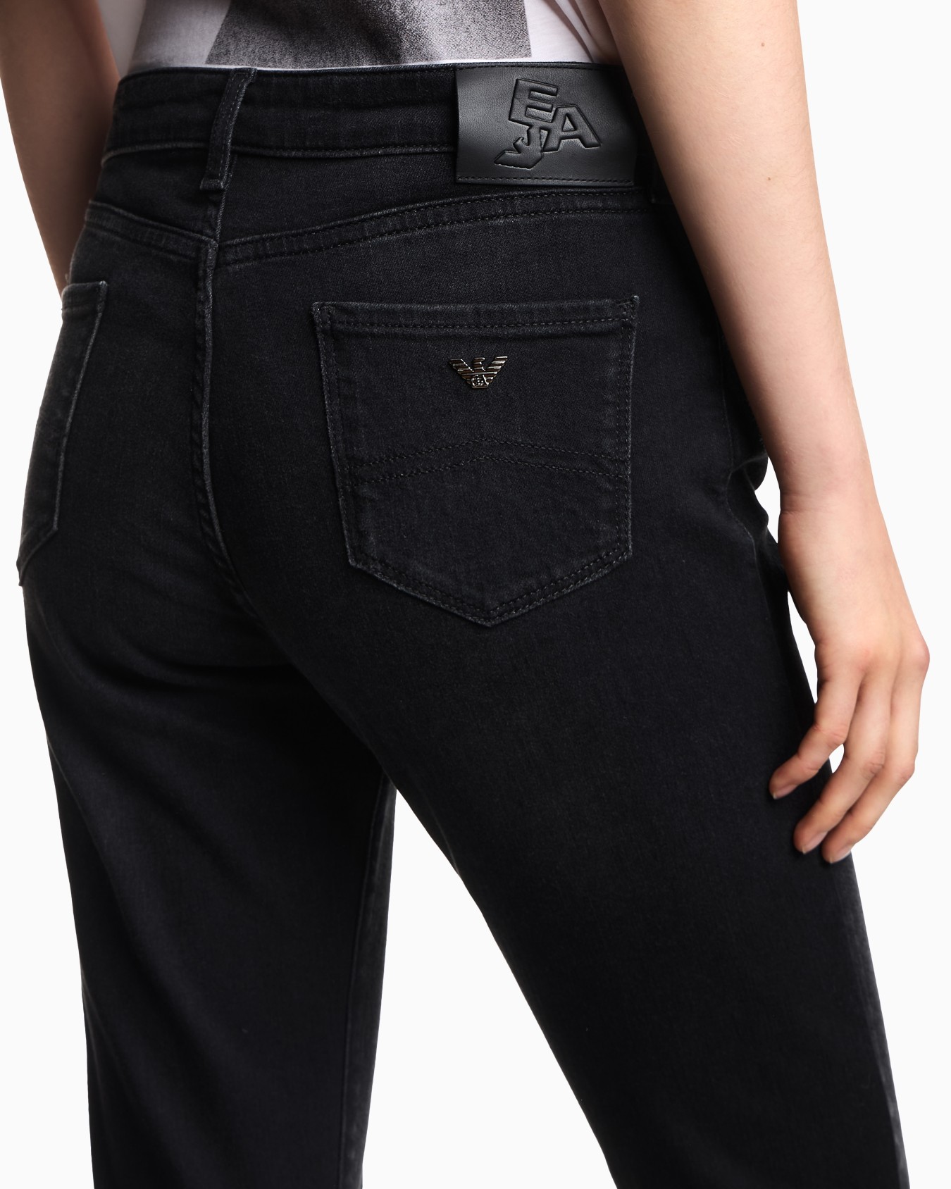 J20 High-waisted super-skinny leg jeans in a worn-look stretch denim  Slide 4