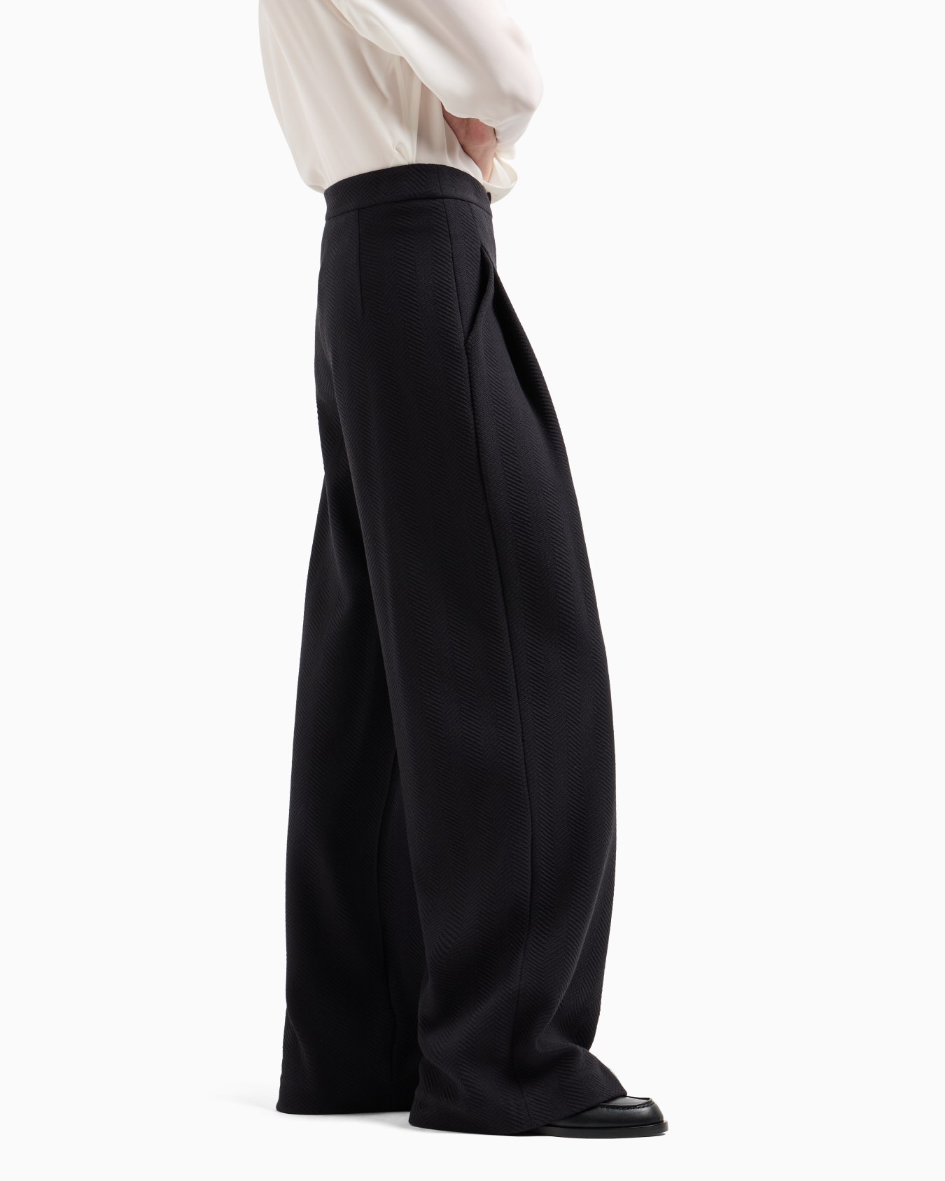 Pantalon en maille jersey jacquard avec motif chevron en relief Icon Diapositive 4