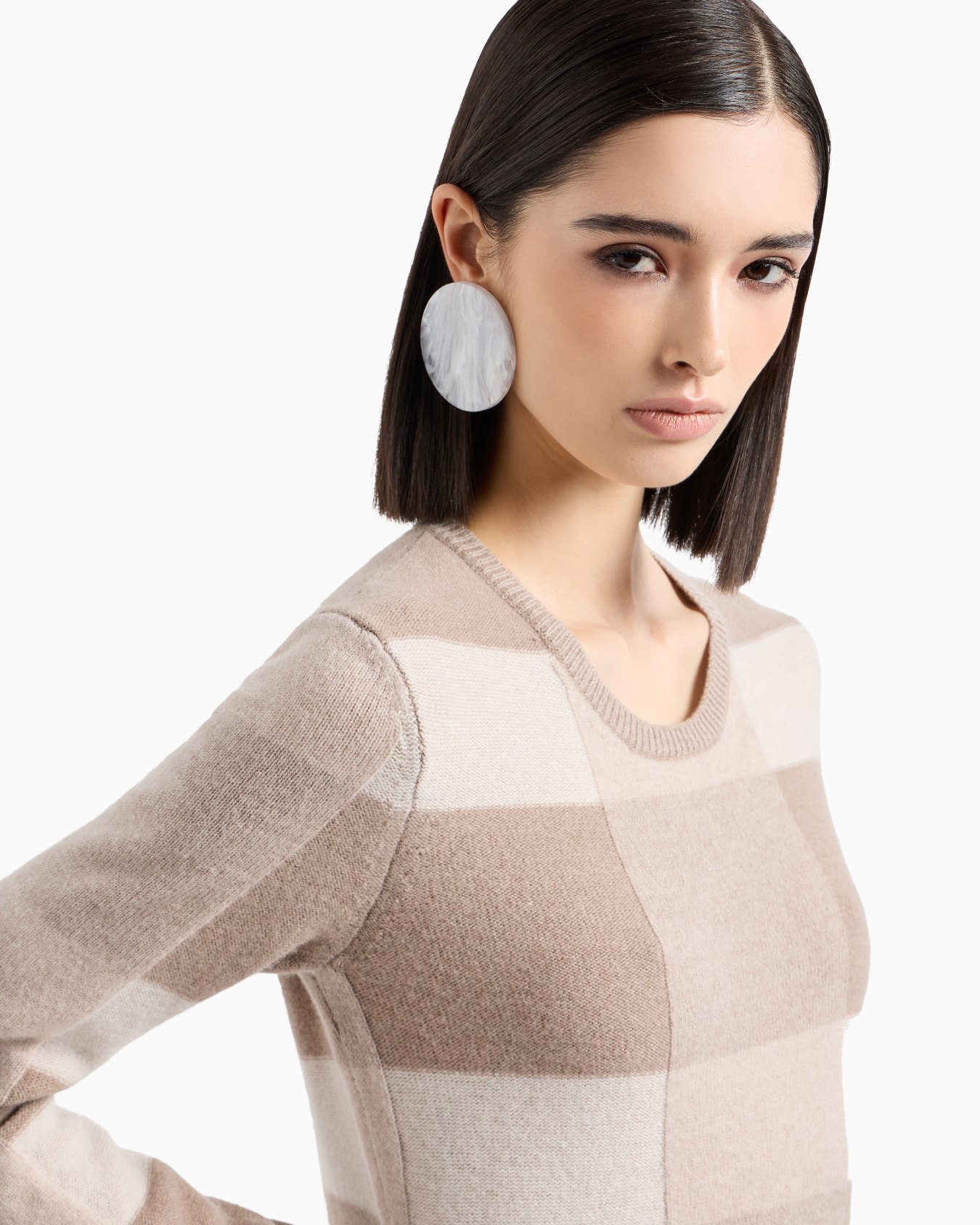 Icon long dress in virgin wool with a plated check motif Slide 4