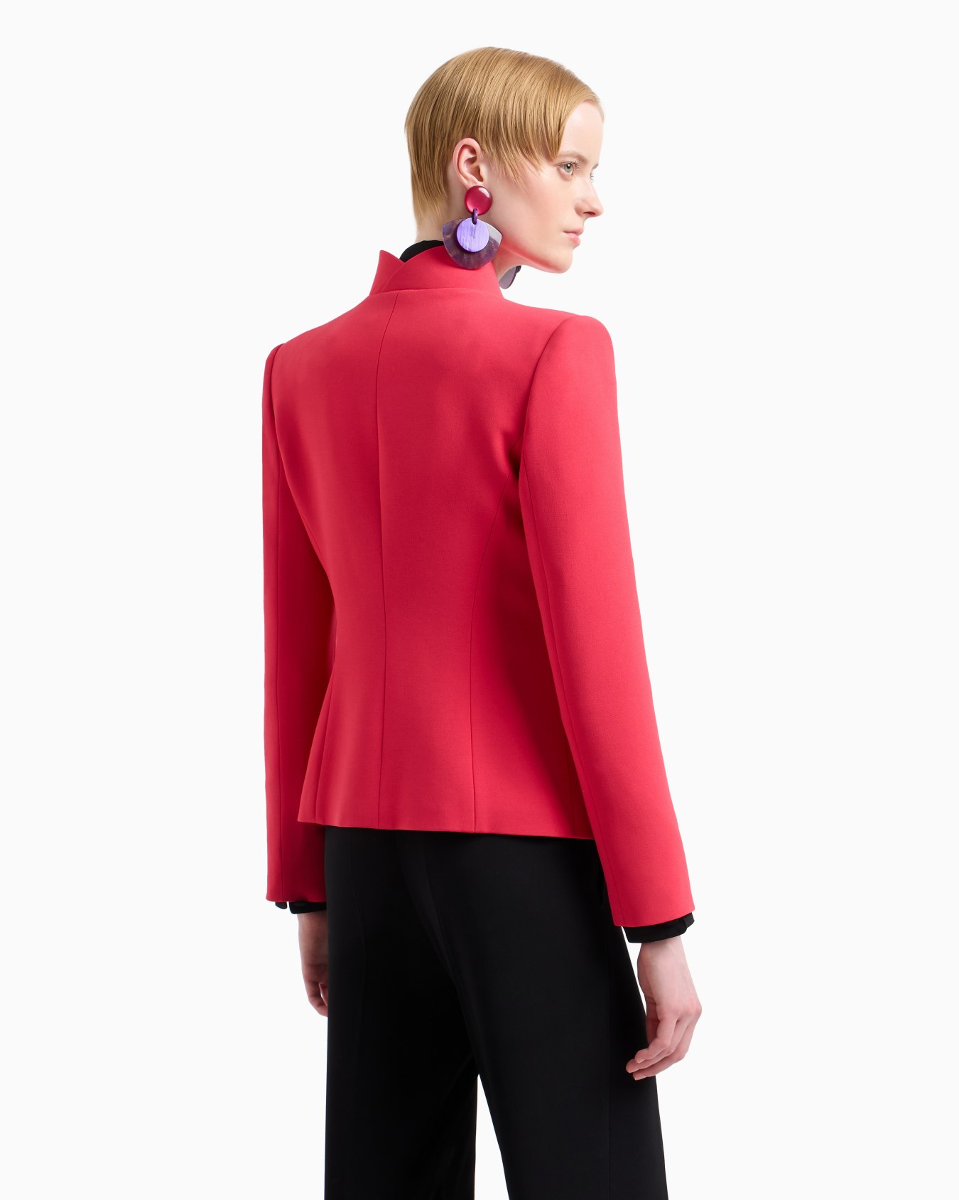 Chaqueta en crepé de cady con bordes contorneados efecto volantes Diapositiva 2
