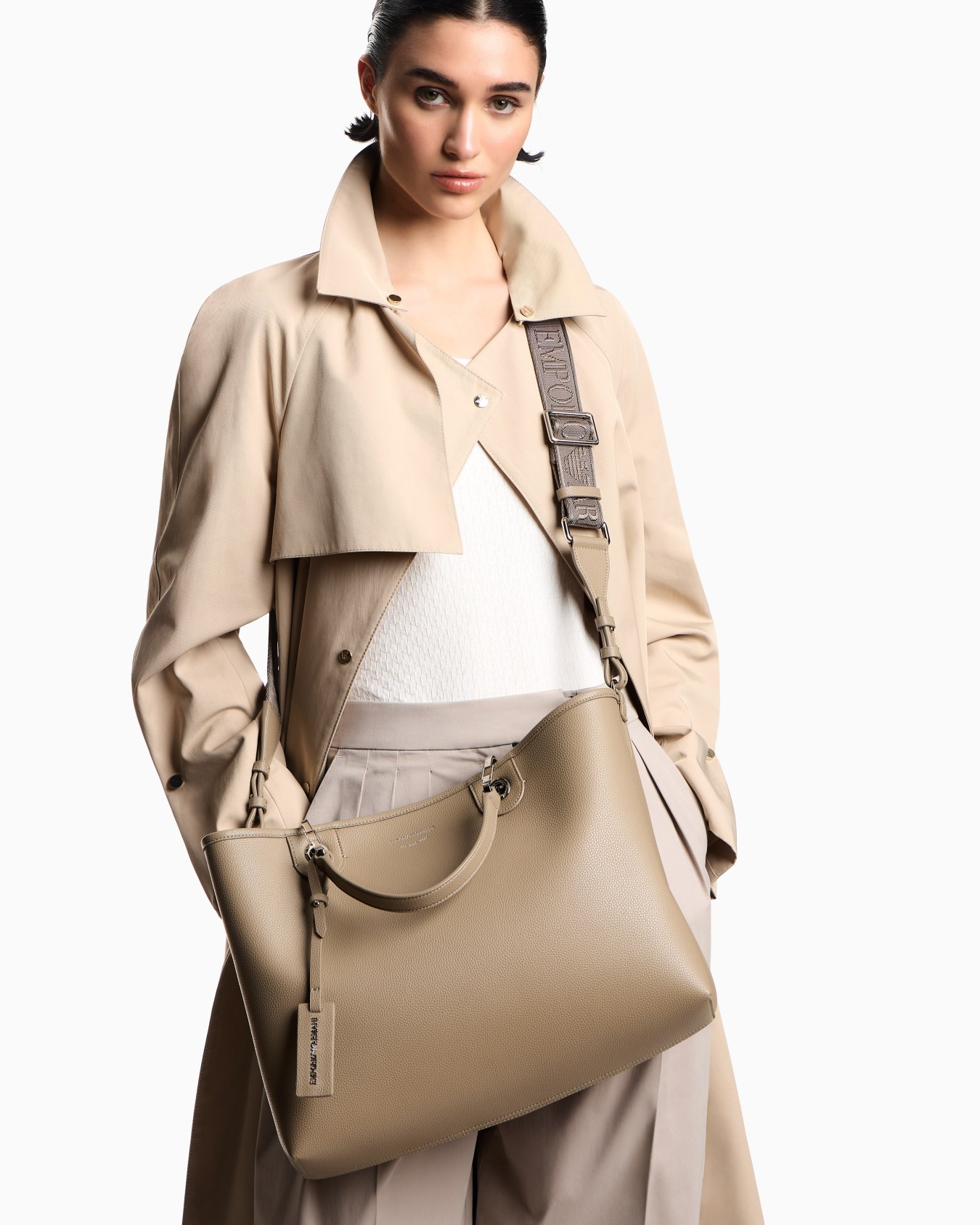 Shopper media MyEA stampa cervo Slide 7