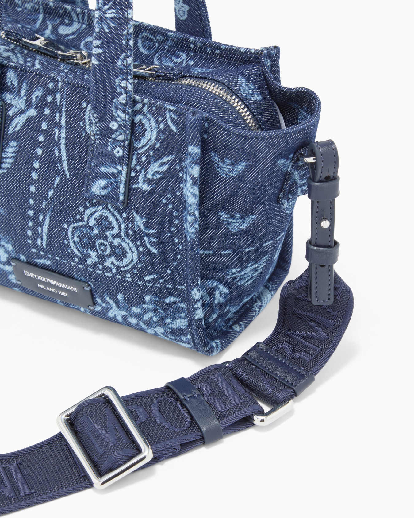 Bolso shopper pequeño de lona con estampado de bandana Diapositiva 4