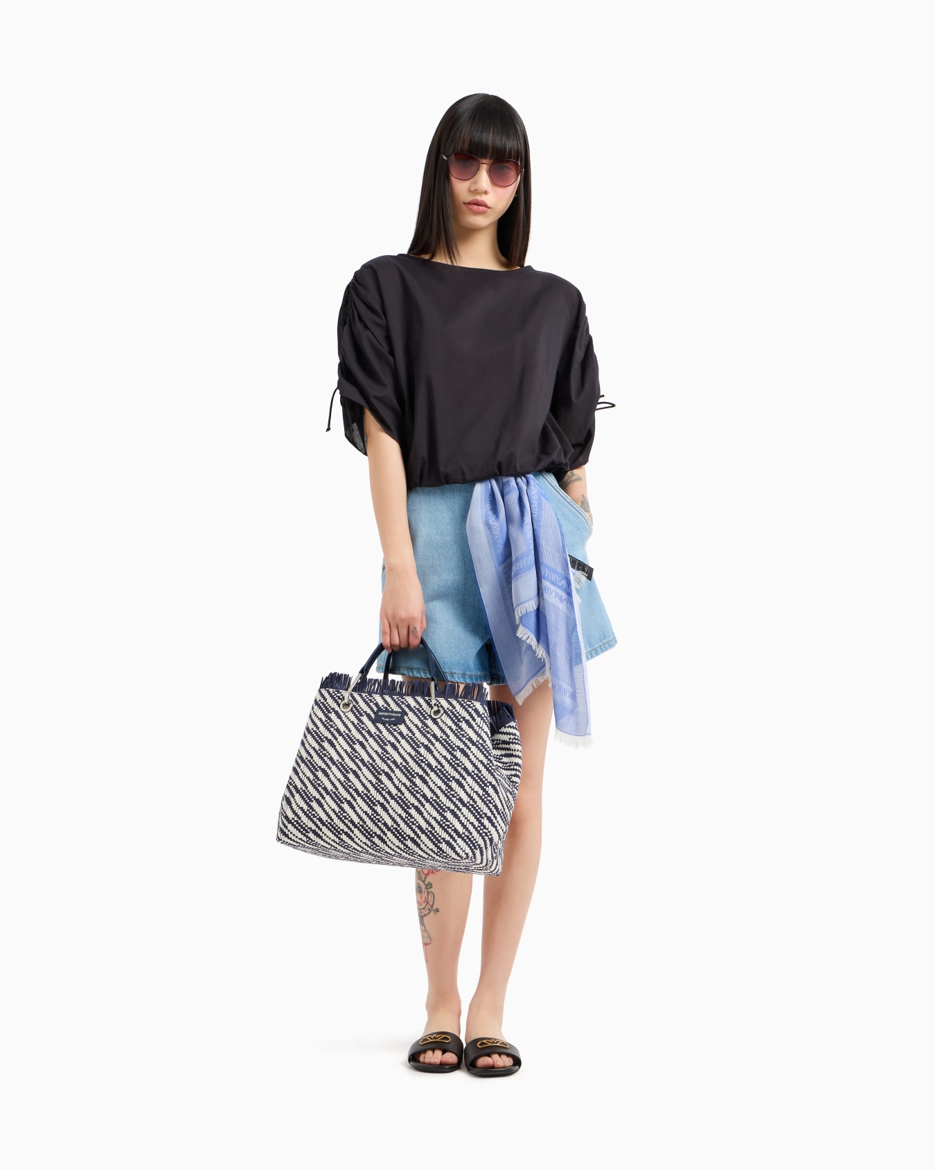 US Exclusive blouse with gathering Slide 1