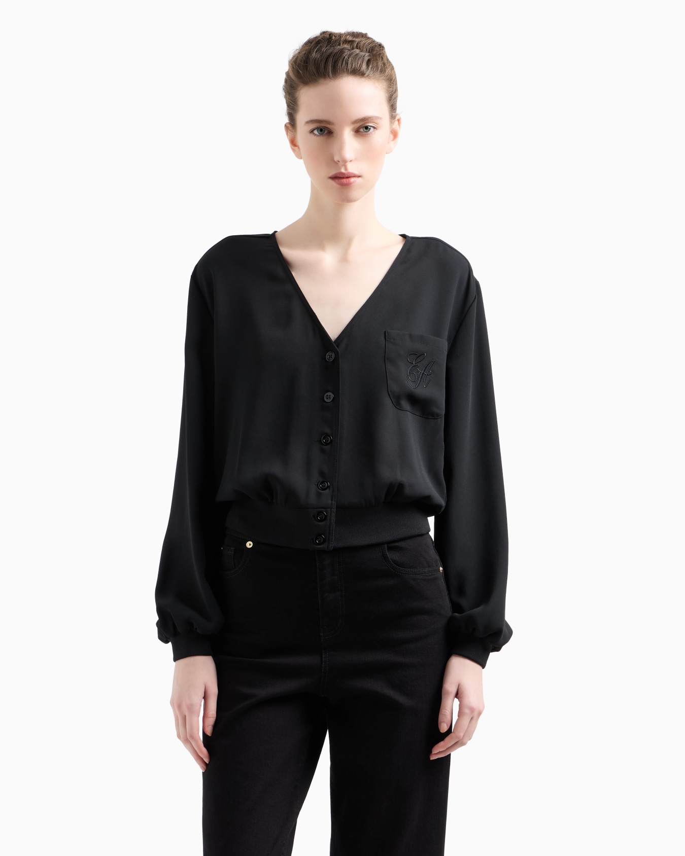 Fluid crêpe V-neck blouse with pocket Slide 3