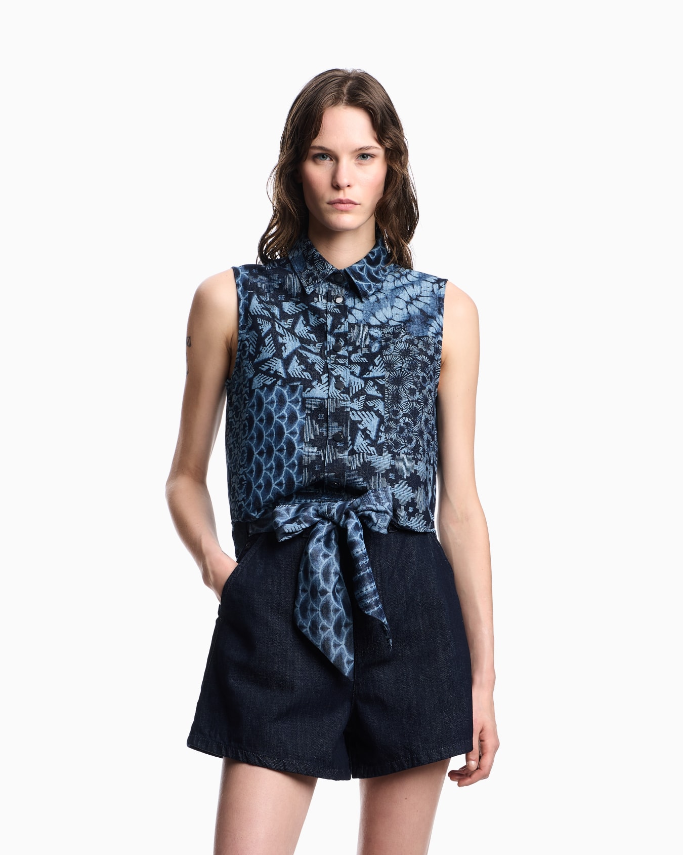 All-over print denim top Slide 3