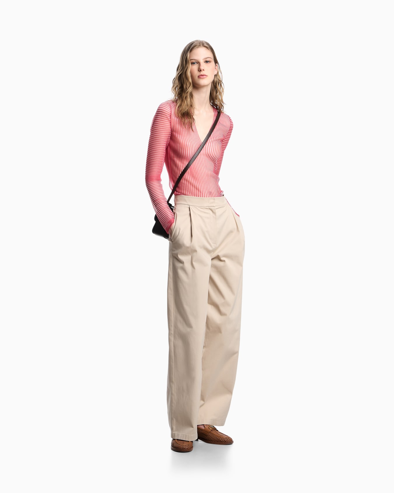 Brushed cotton trousers with pleats Slide 1