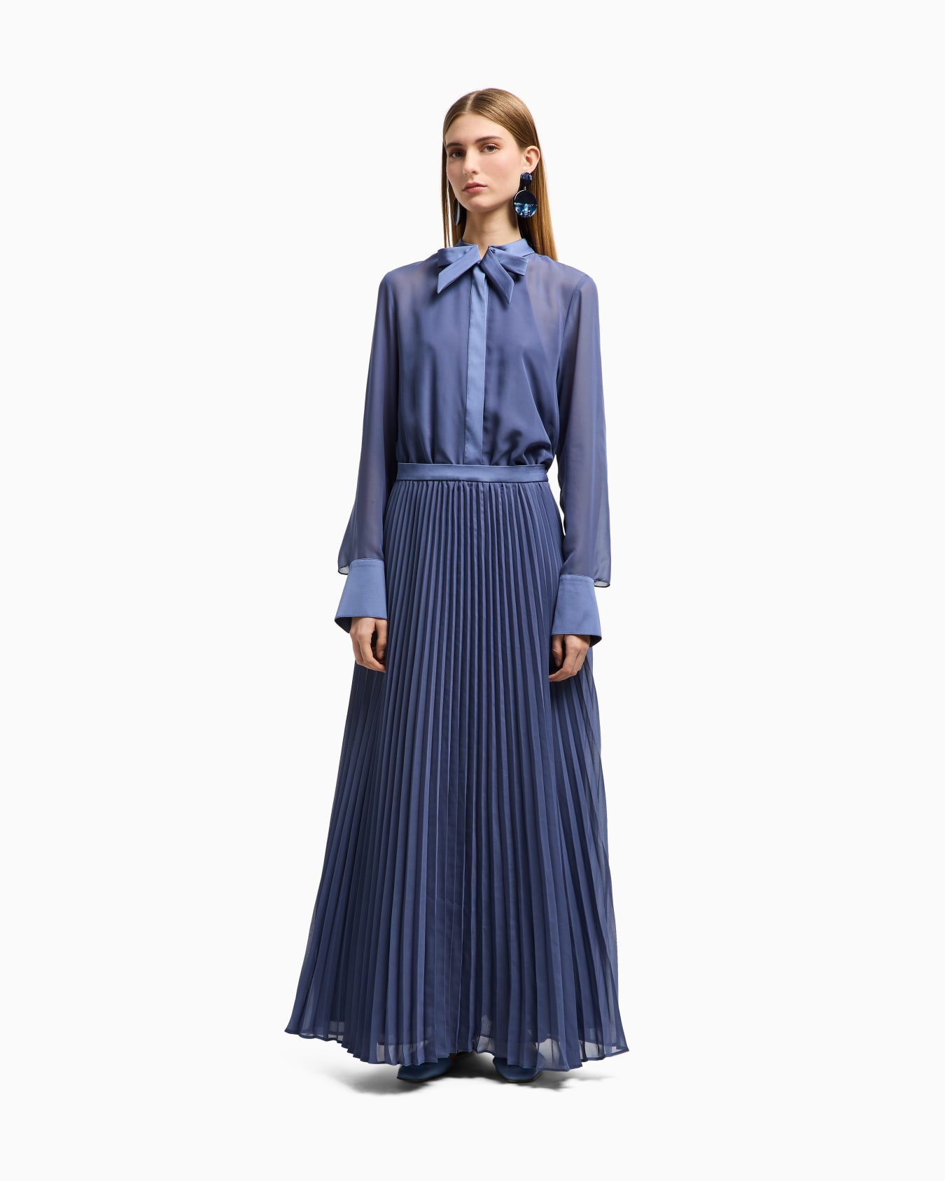 Technical georgette two-piece effect long dress Slide 3
