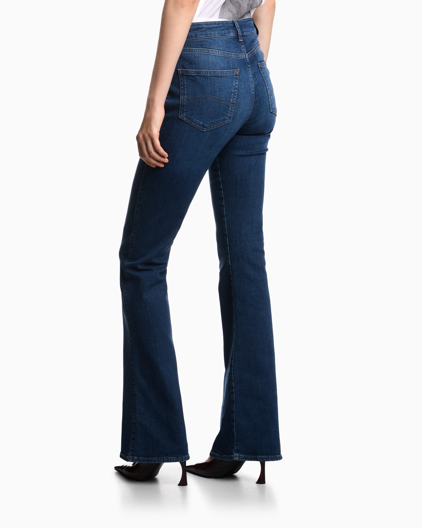 J47 Mid-high rise jeans with a flared leg in a worn-look stretch denim Slide 2