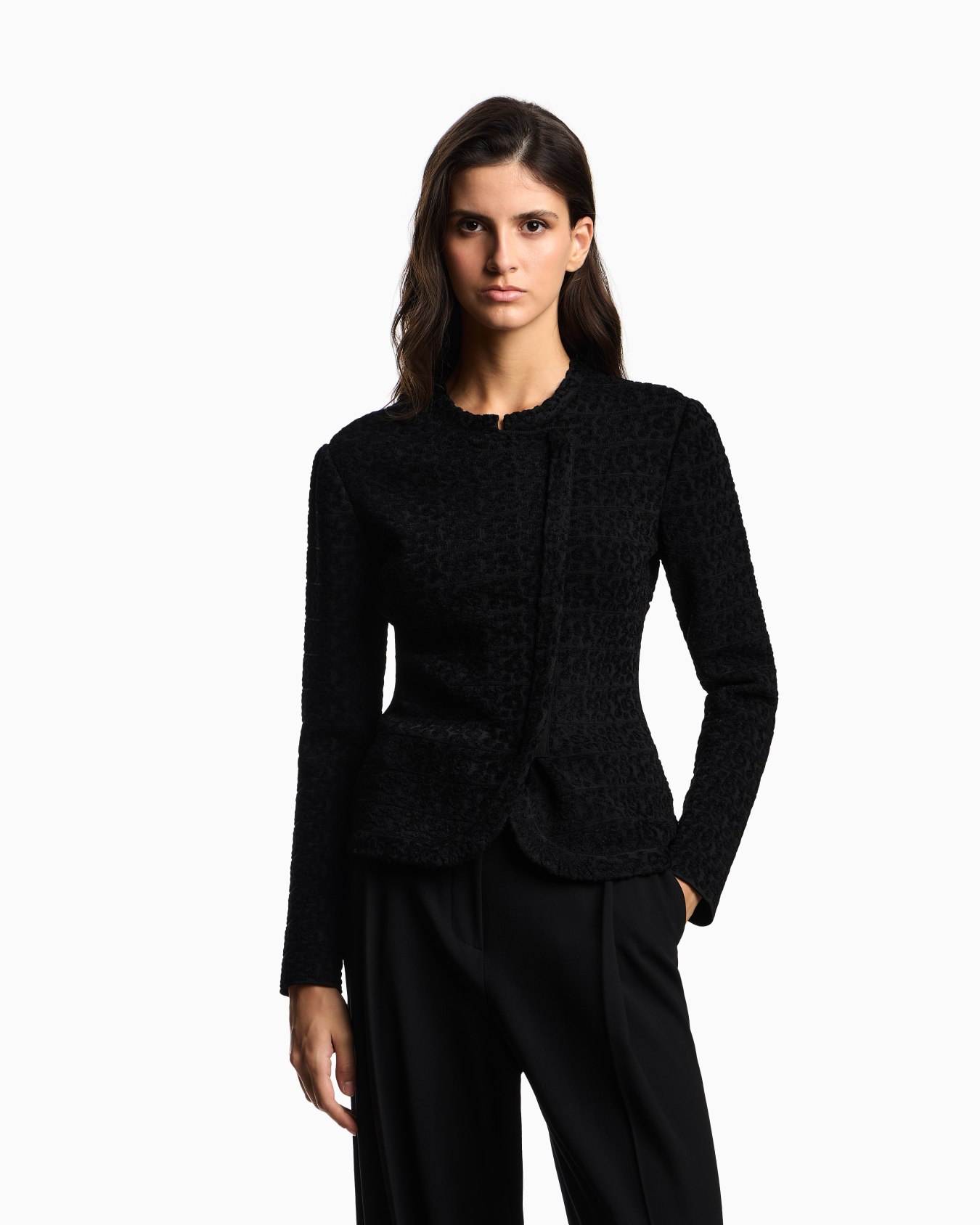 Viscose jacquard jacket with abstract motif and off-centre closure Slide 3