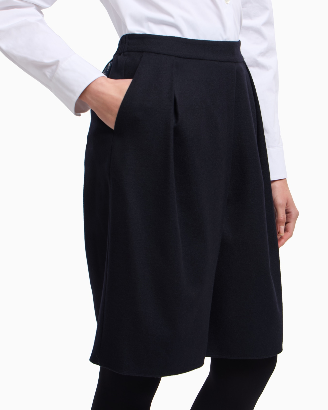 Winter Urbanism capsule collection Bermuda shorts in a lightweight virgin wool-blend cloth Slide 4