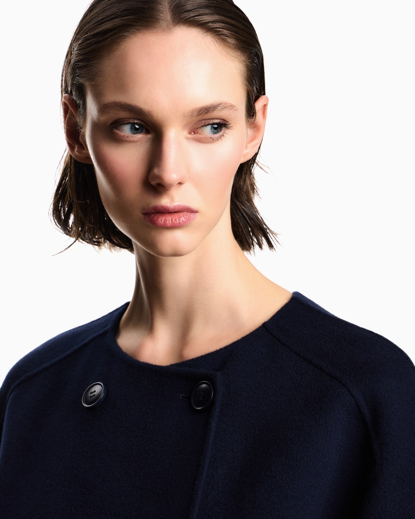Double-breasted wool and cashmere pea coat Slide 4