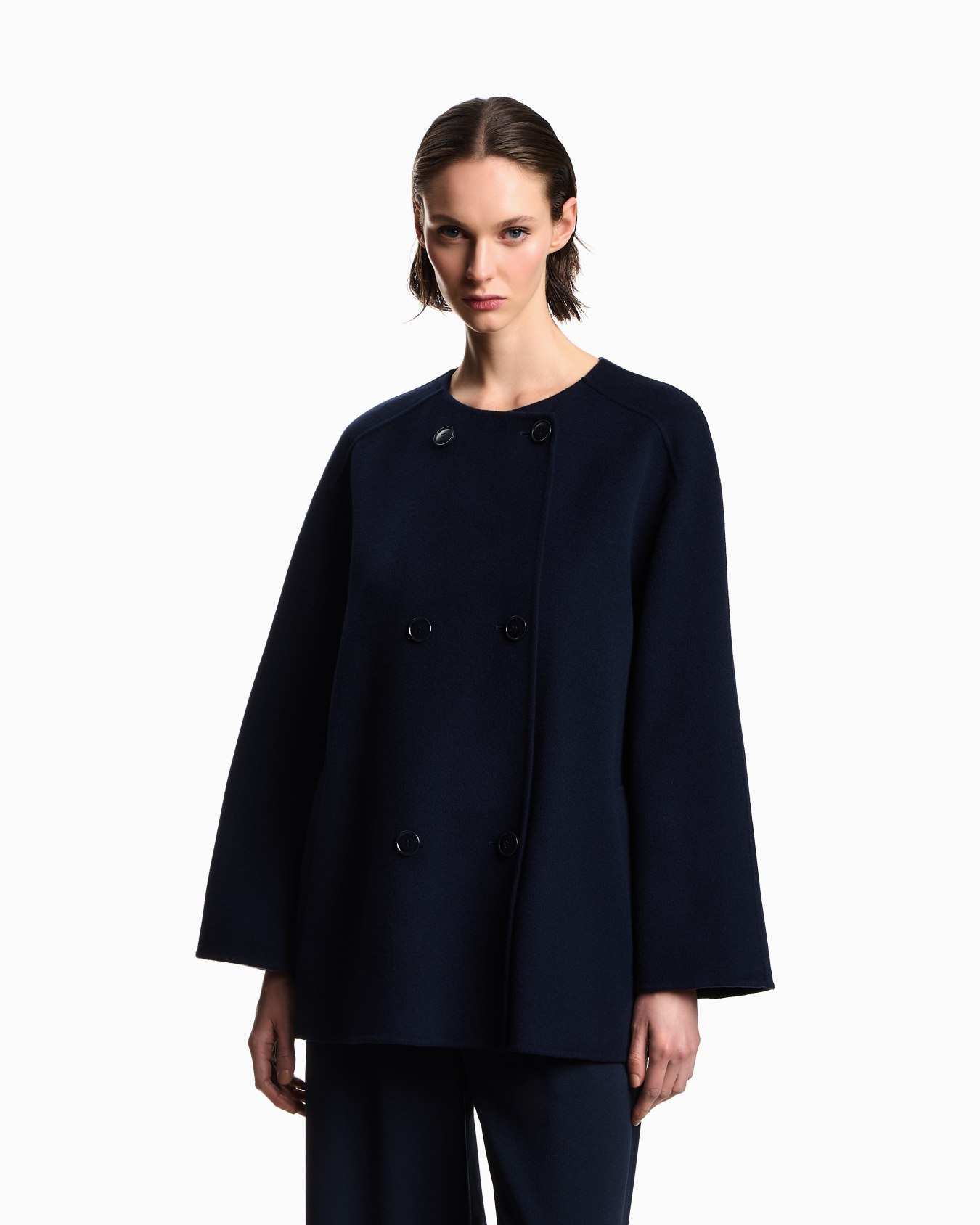 Double-breasted wool and cashmere pea coat Slide 3