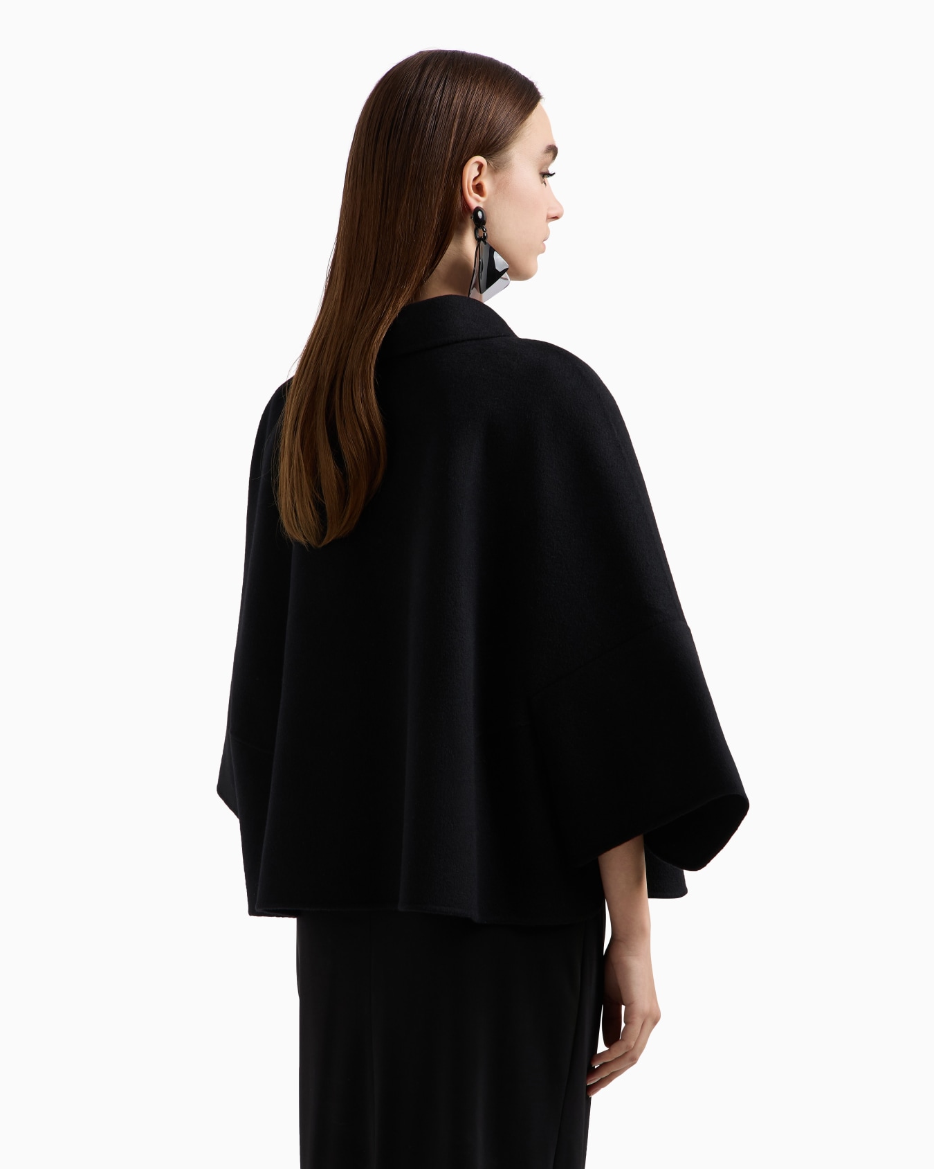 Virgin wool cape Slide 2