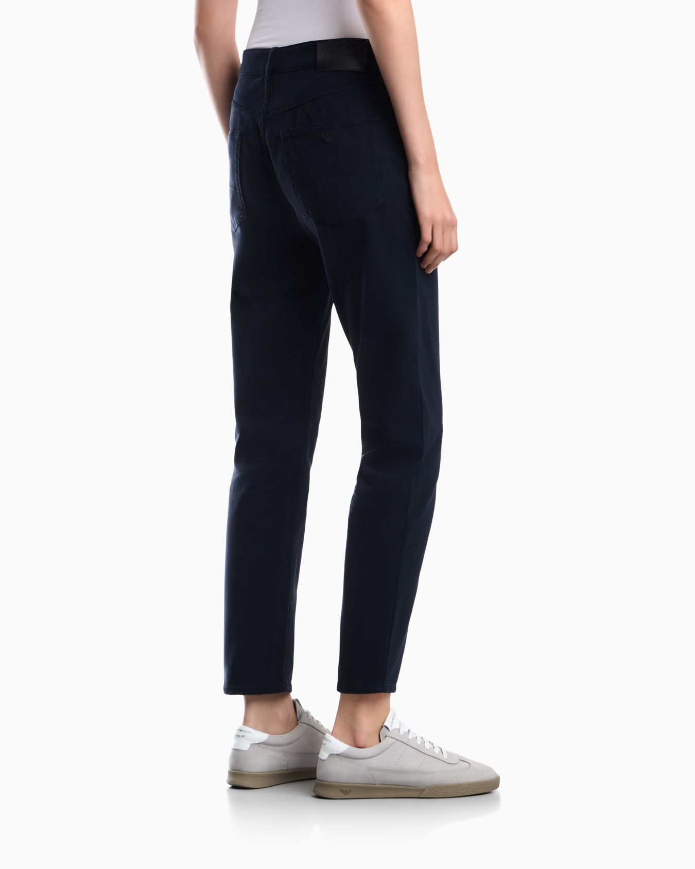Slim-fit five-pocket drill pants with an embroidered logo 슬라이드 5