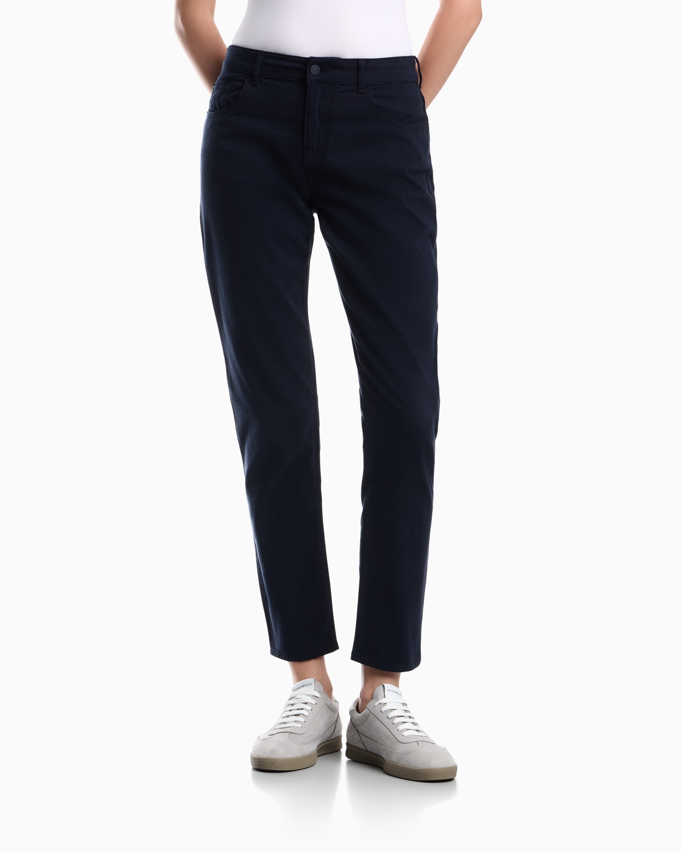Slim-fit five-pocket drill pants with an embroidered logo 슬라이드 3