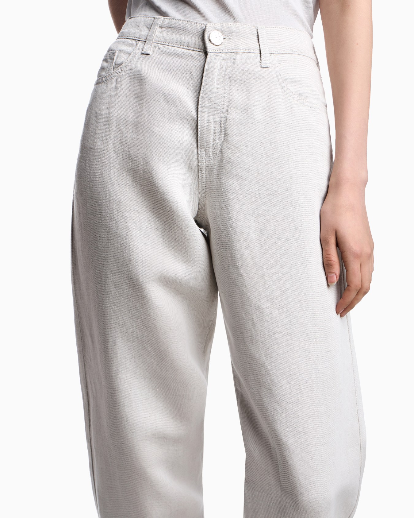 J90 carrot-fit jeans in a Lyocell and linen blend denim ASV Slide 4