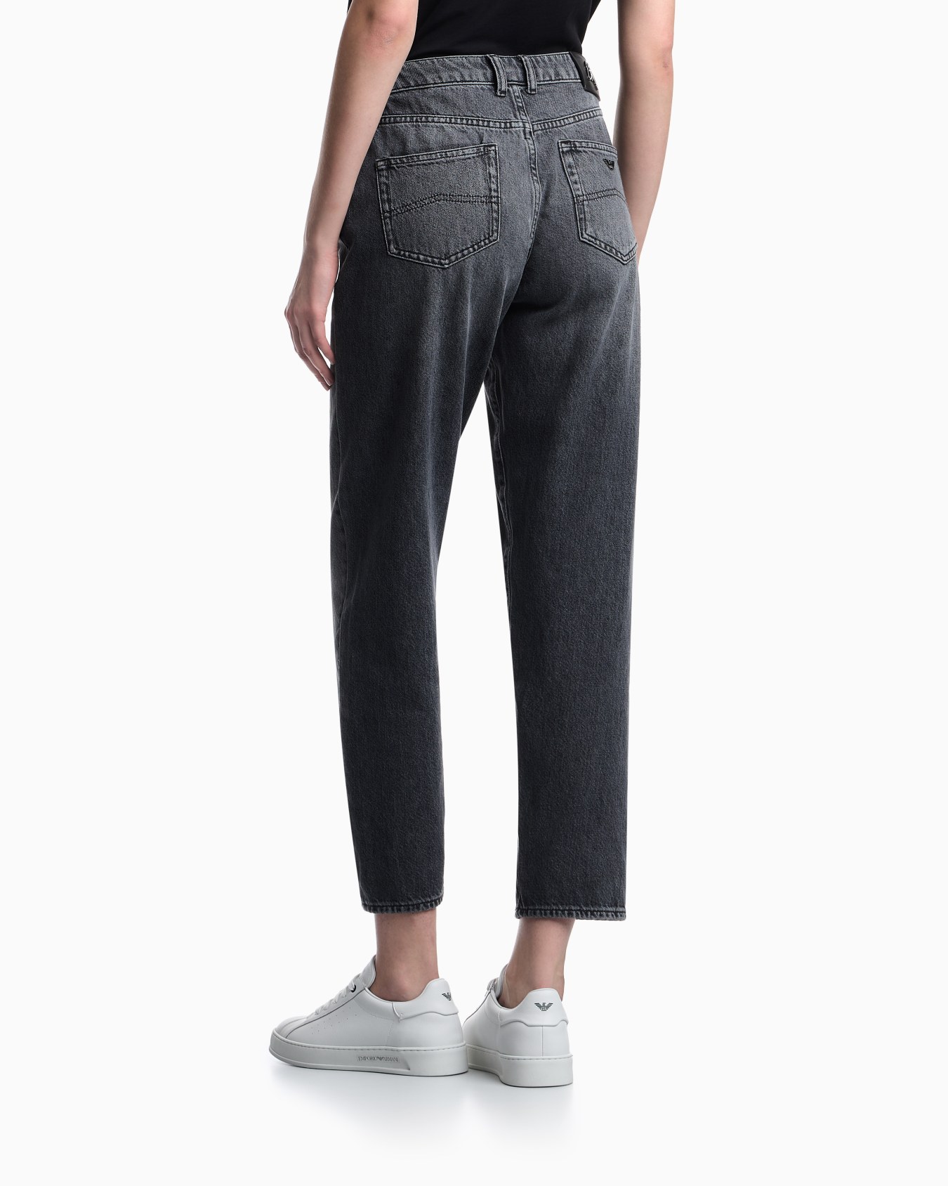 J90 regular-fit jeans in lyocell-blend denim used look Slide 2