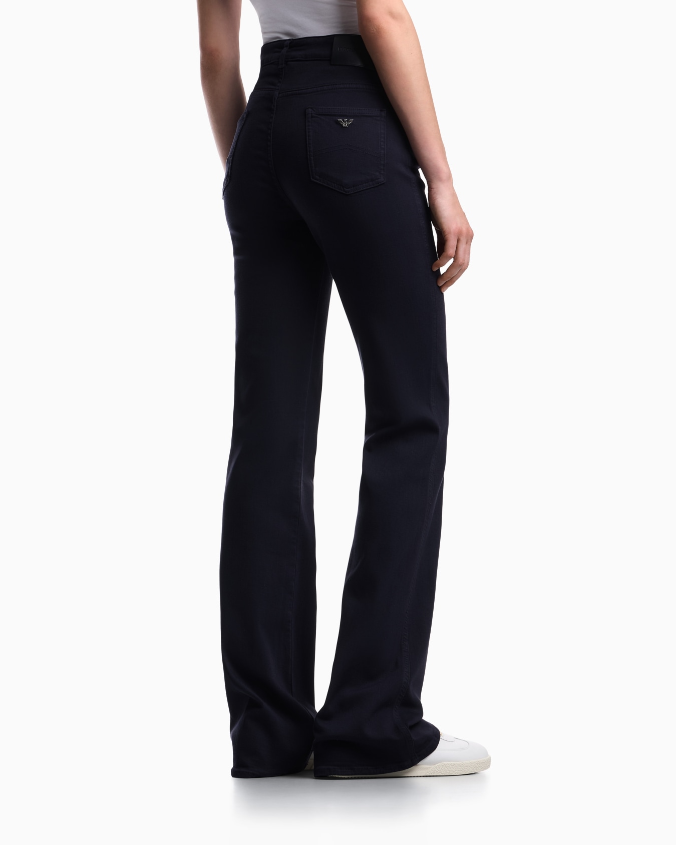 J9D mid-rise jeans with a flared hem in a garment-dyed viscose blend Slide 3