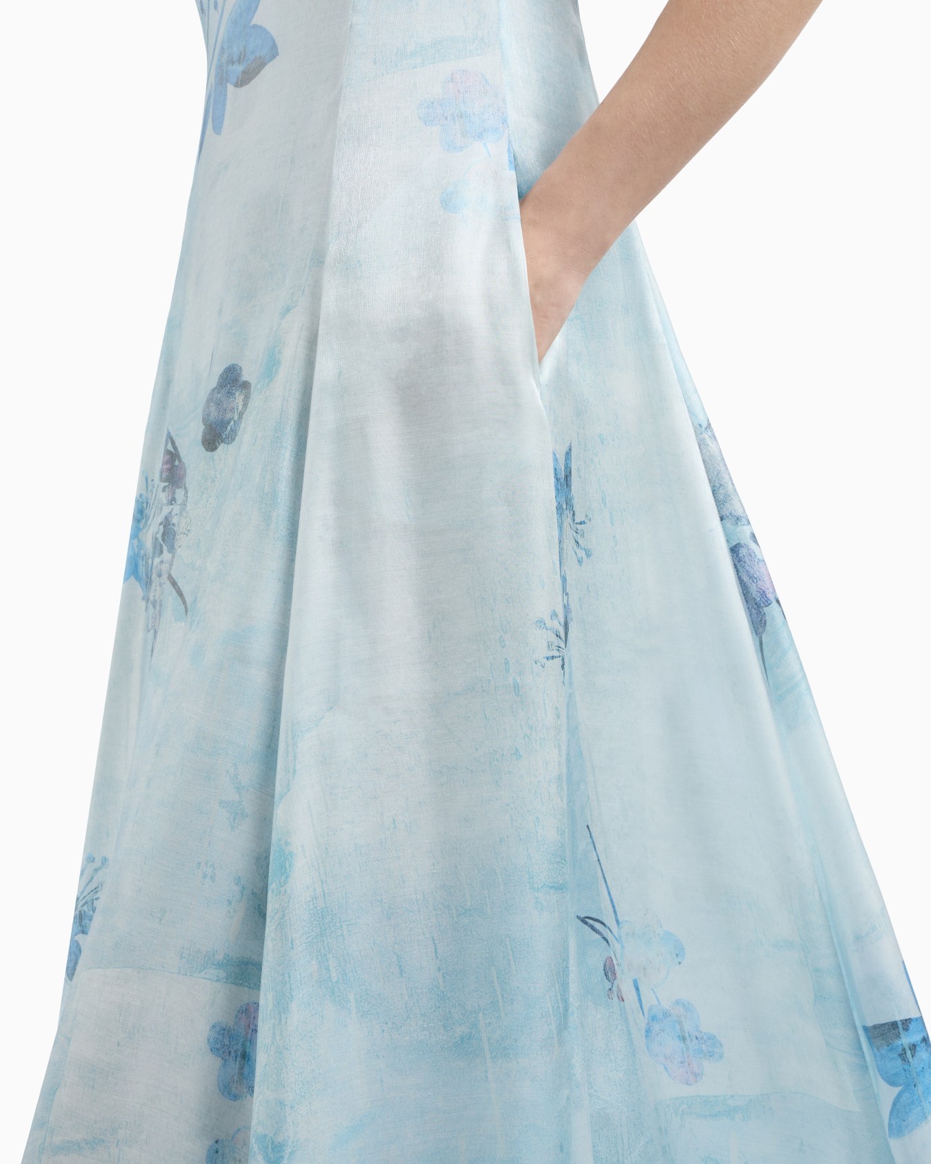 Langes Kleid aus Kleeblattstoff mit Batik-Blumem-Print Folie 5