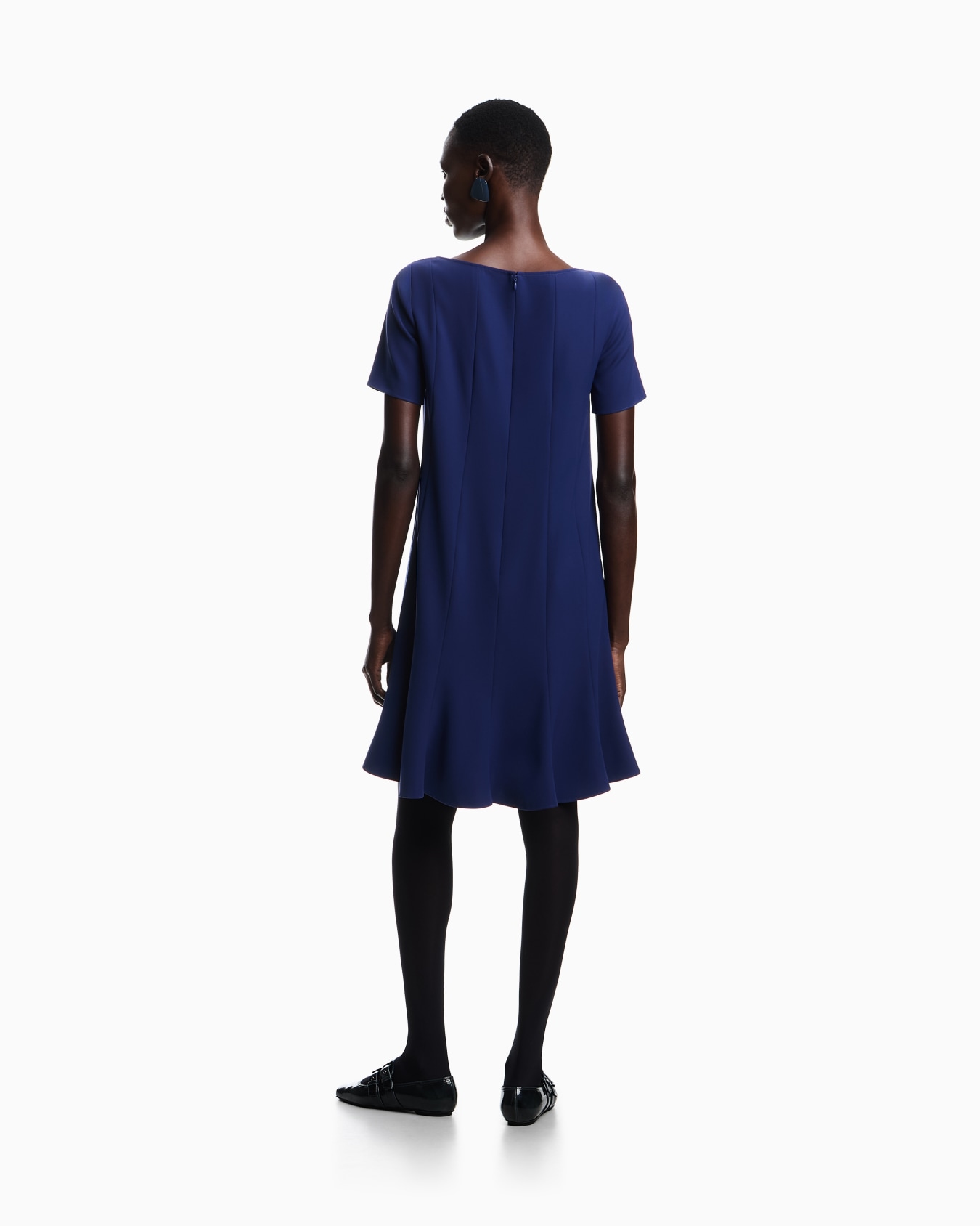 Kleid mit Falten aus funktionalem Cady Folie 2