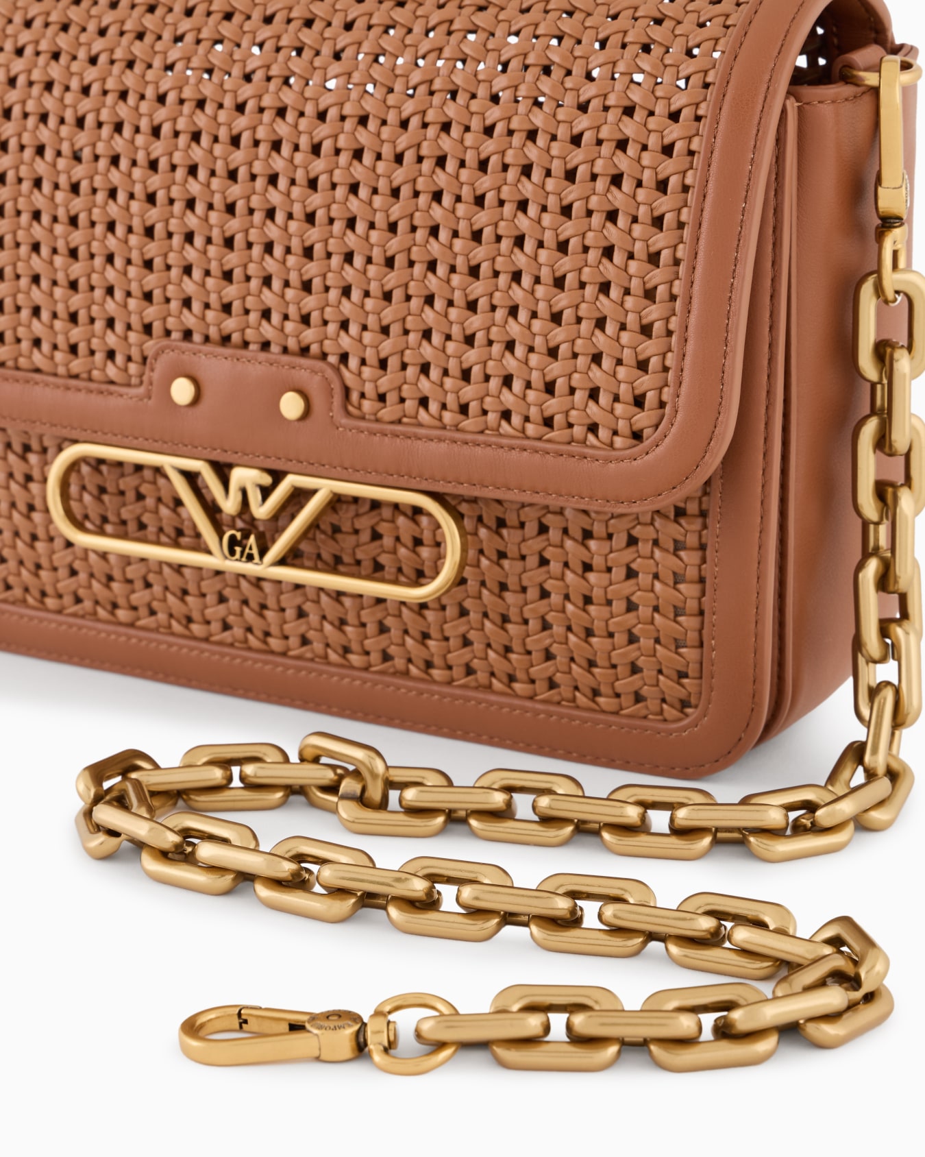 Interwoven shoulder bag with metal eagle logo Slide 4