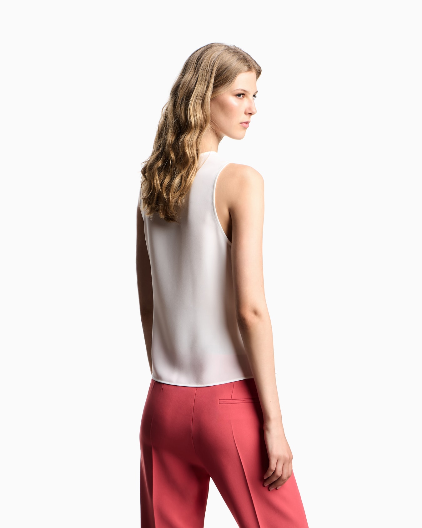 Fluid crêpe top with draping  Slide 2