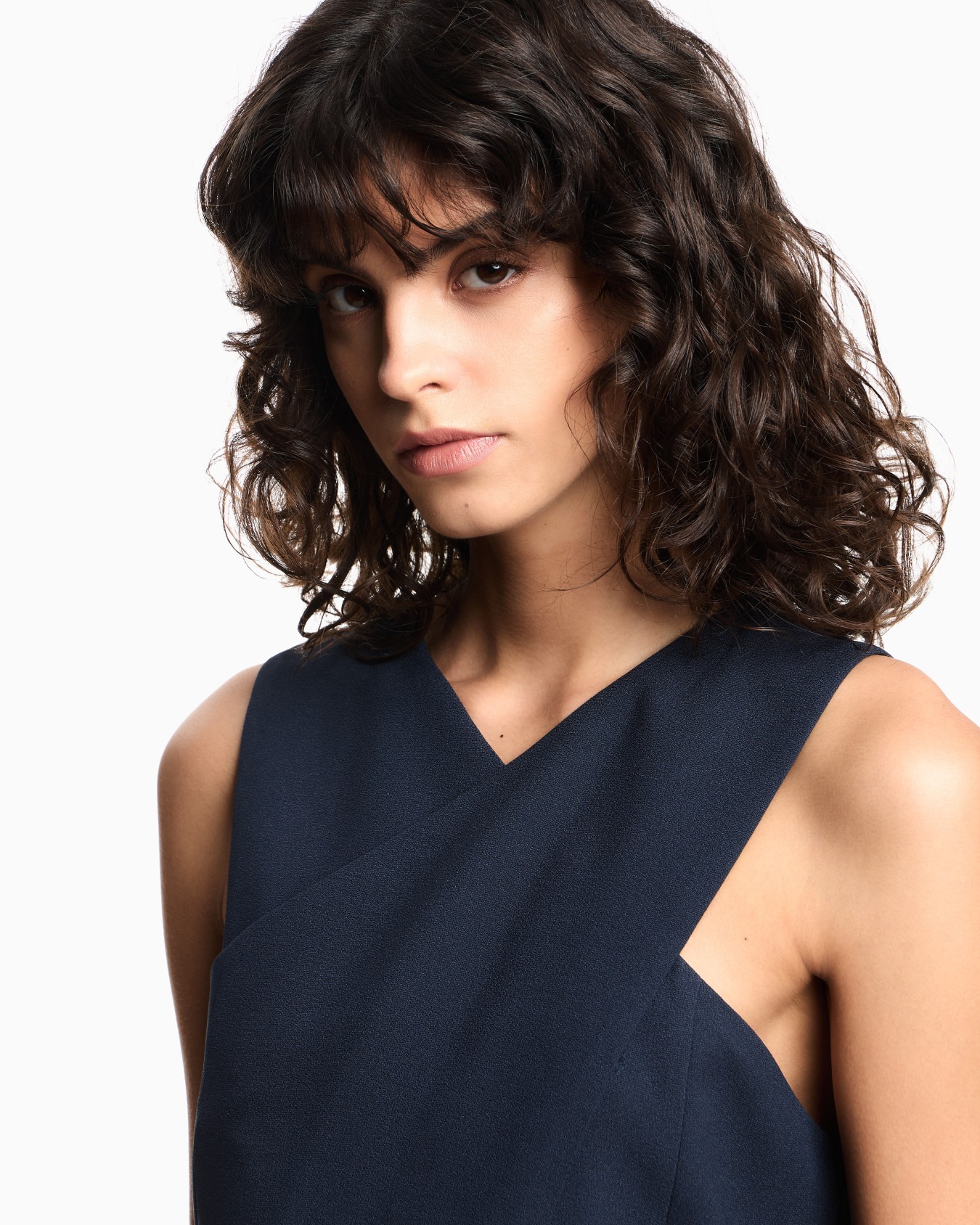 Stretch sandblasted fabric crossover top Slide 4