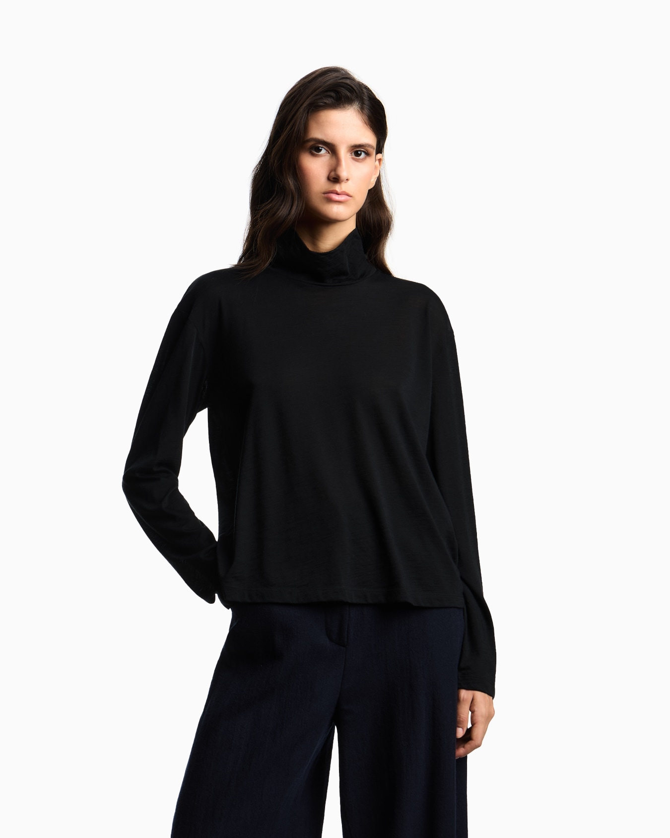 Lightweight jersey mock-neck jumper in a wool and silk blend Slide 3