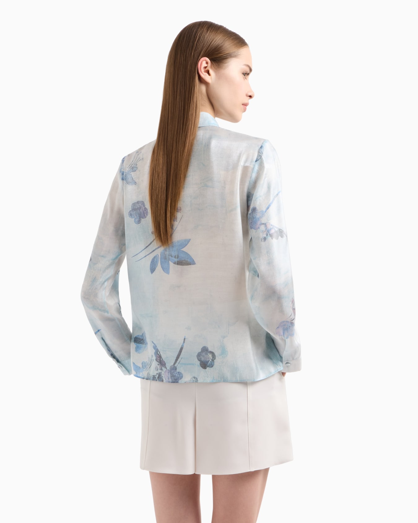 Shirt in trilobal fabric with batik flower print Slide 2