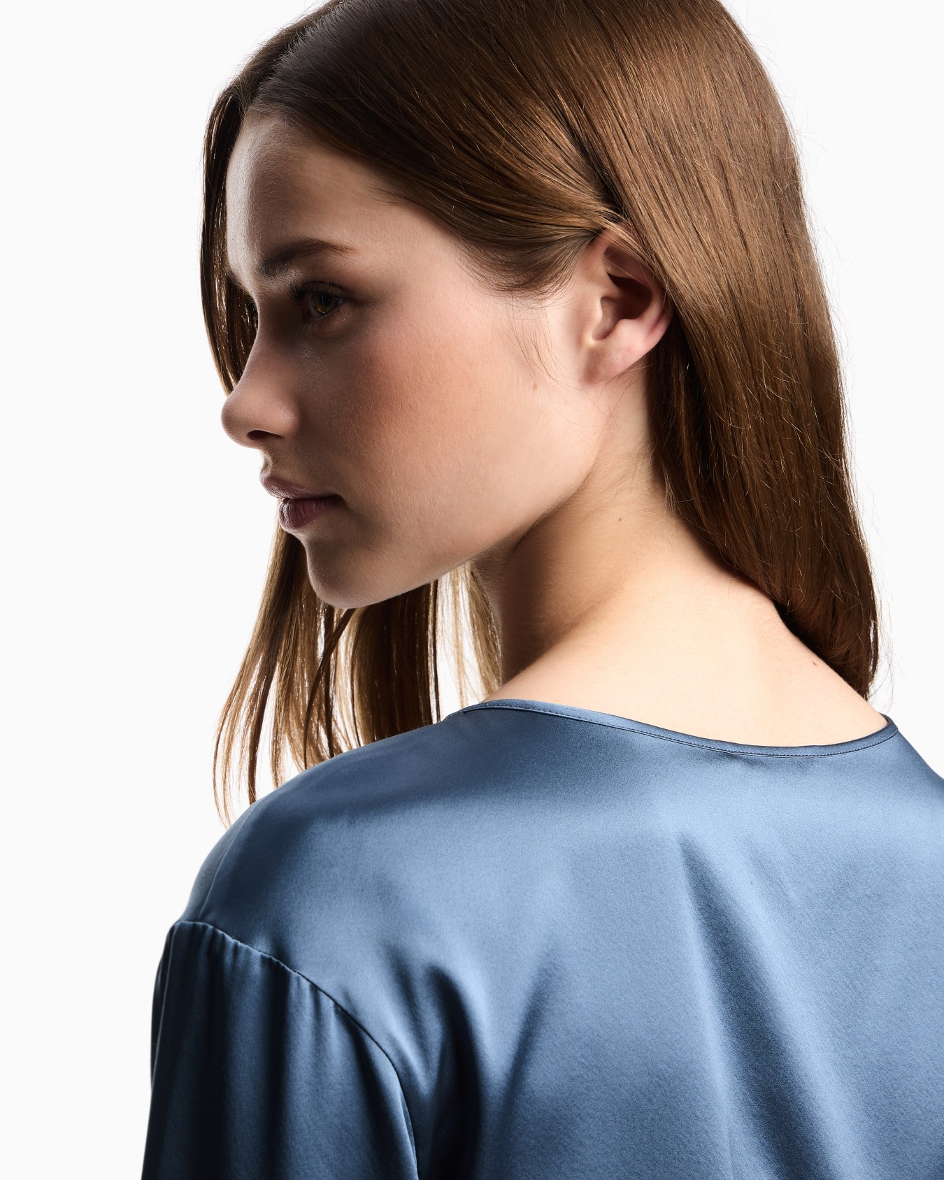 Silk satin blouse  Slide 4