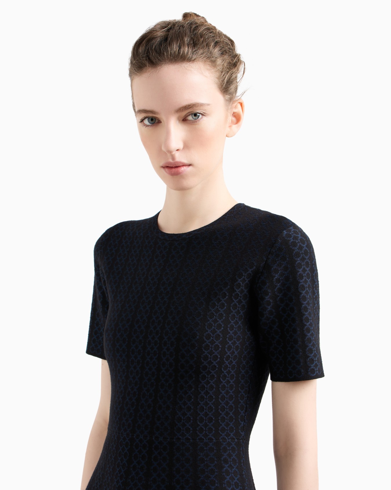 Jacquard knit flared dress Slide 3