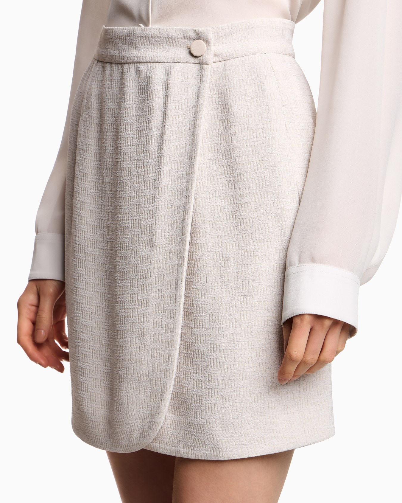 Icon 플루이드 아뮤어 패브릭 랩 스커트 슬라이드 4