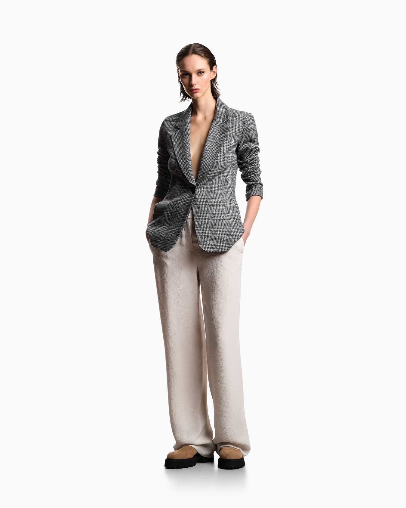 Icon Blazer, einreihig, aus kompaktem Jersey-Strick mit Prince-of-Wales-Muster Folie 1