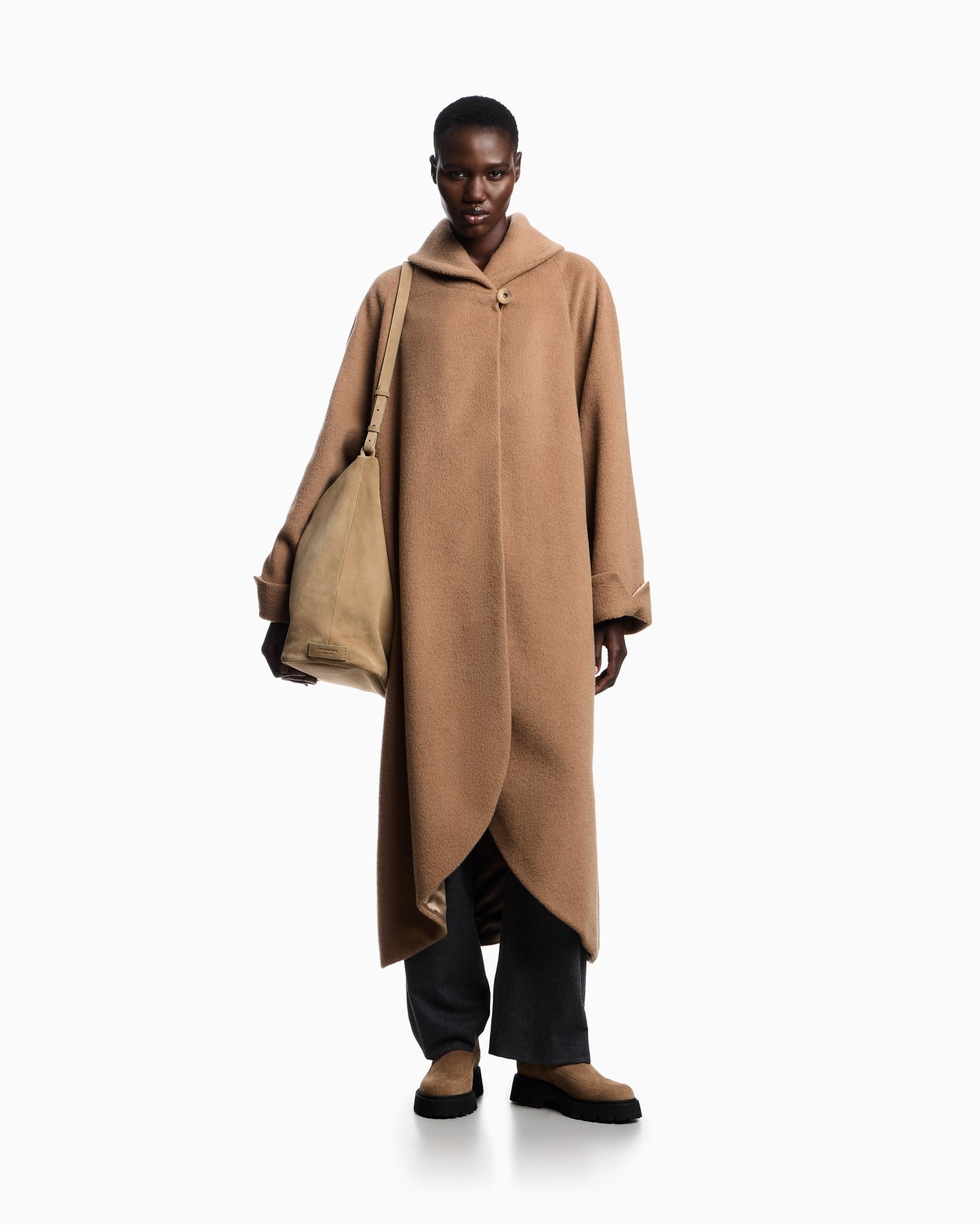 Cappotto lungo in beaver di lana alpaca Icon Slide 1