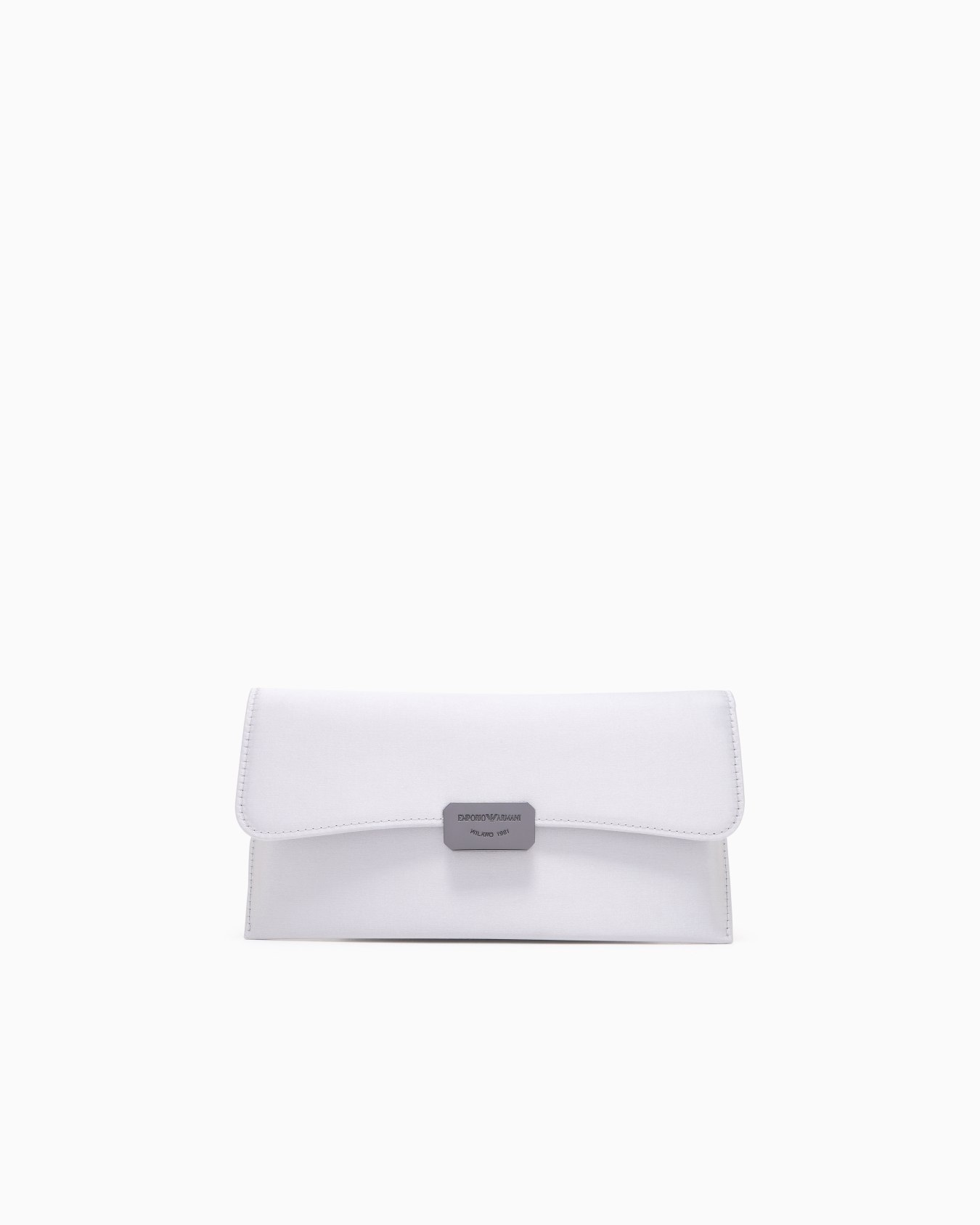 Pochette in satin Slide 0