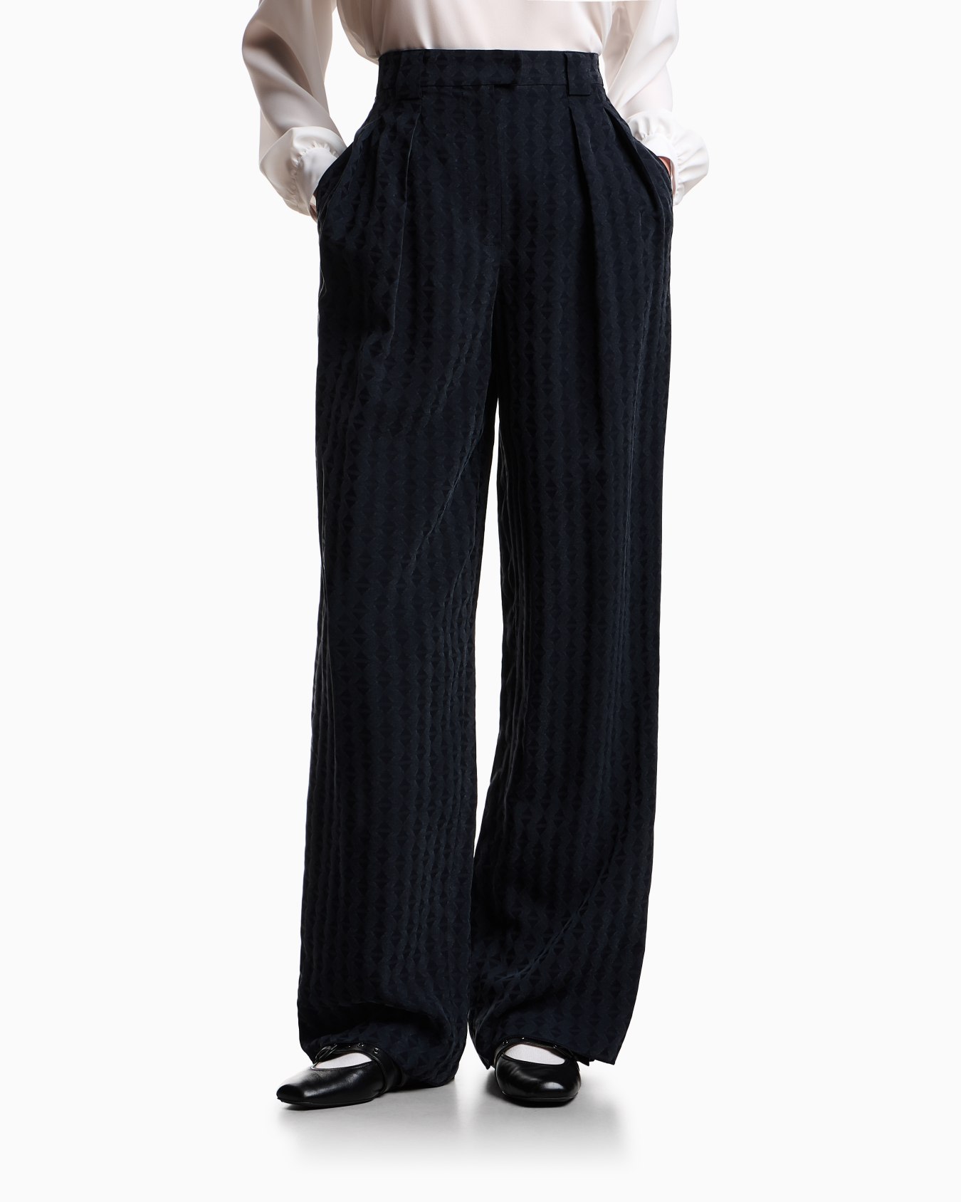 ASV cupro-blend trousers with darts Slide 3