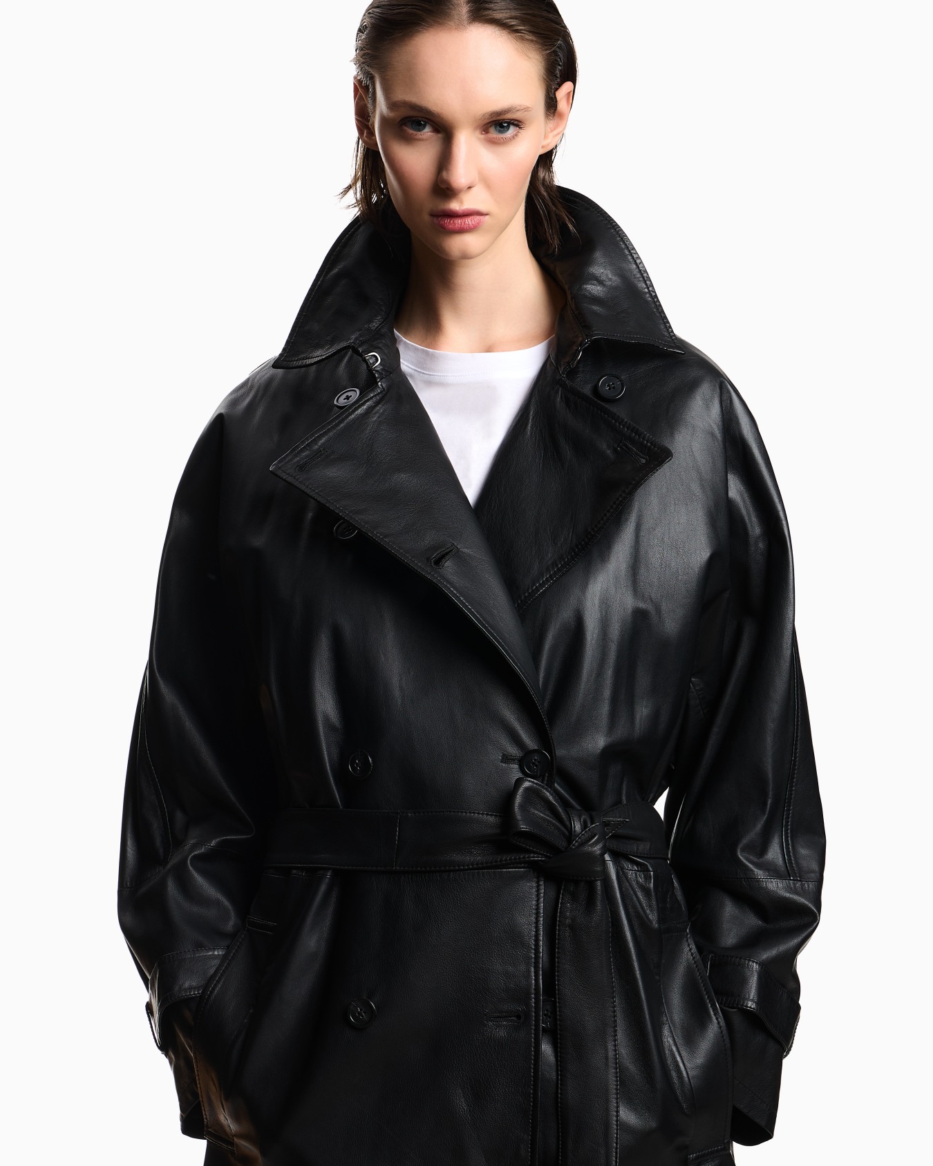 Nappa-lambskin, double-breasted trench coat with belt Slide 4