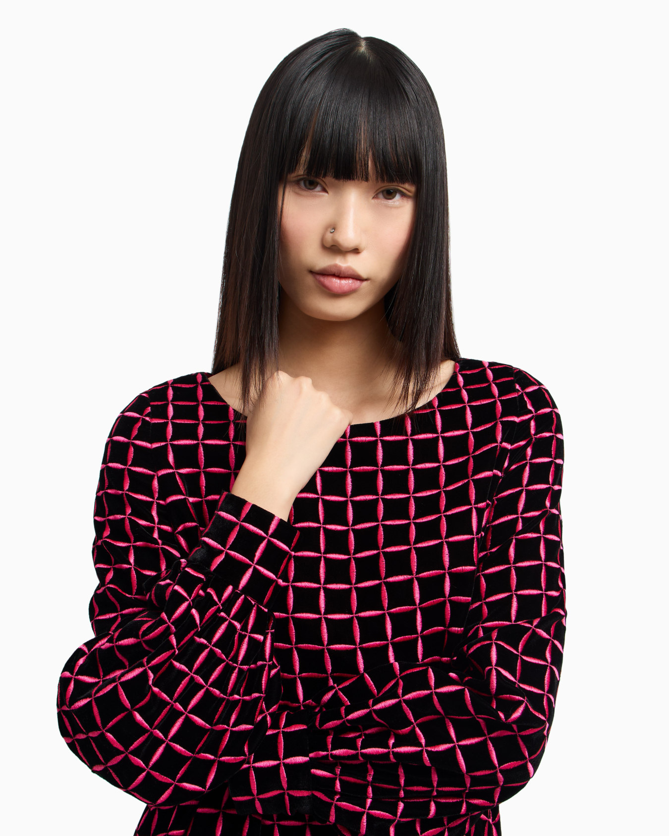 Kurzes Samtkleid mit gesticktem Karo-Muster Folie 5