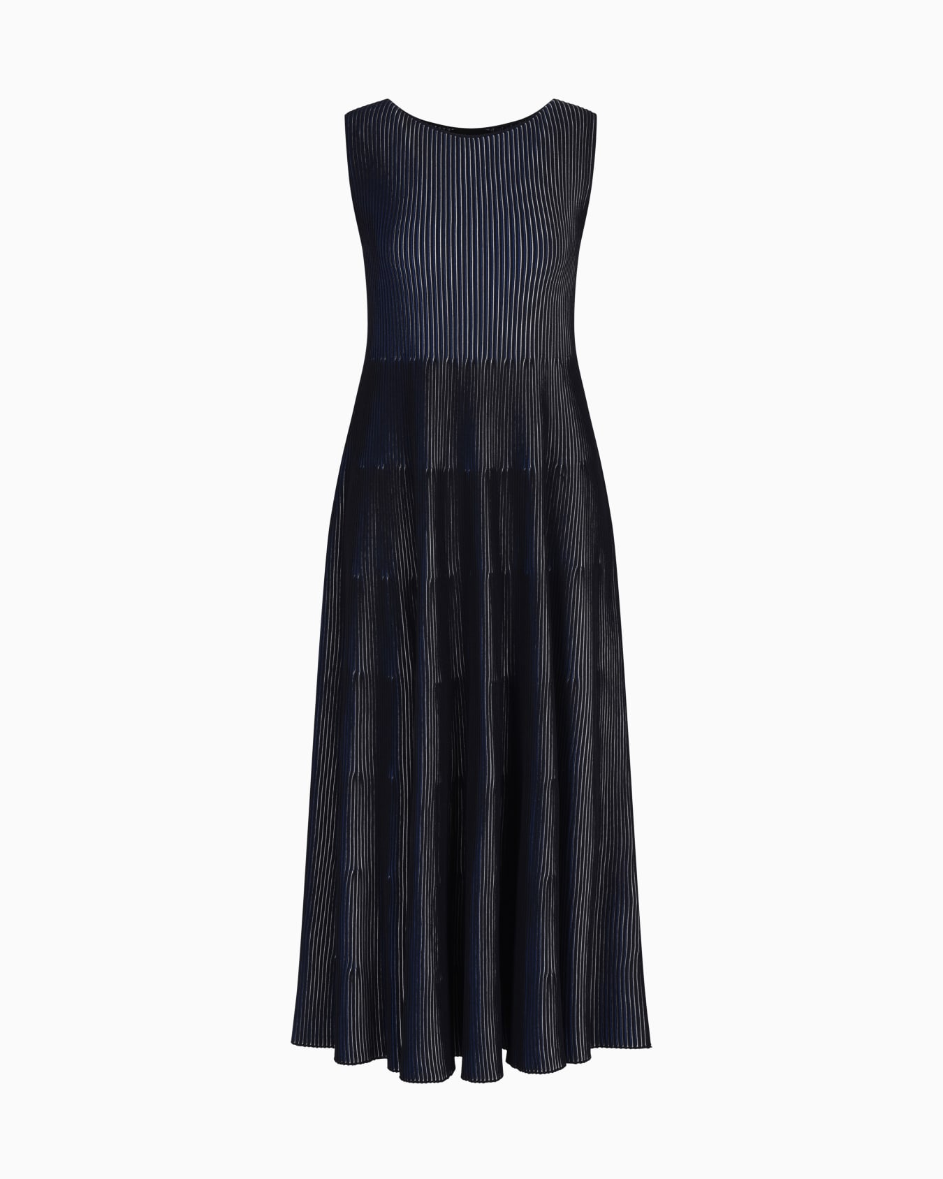 Sleeveless dress in knit front and back plated effect Slide 0