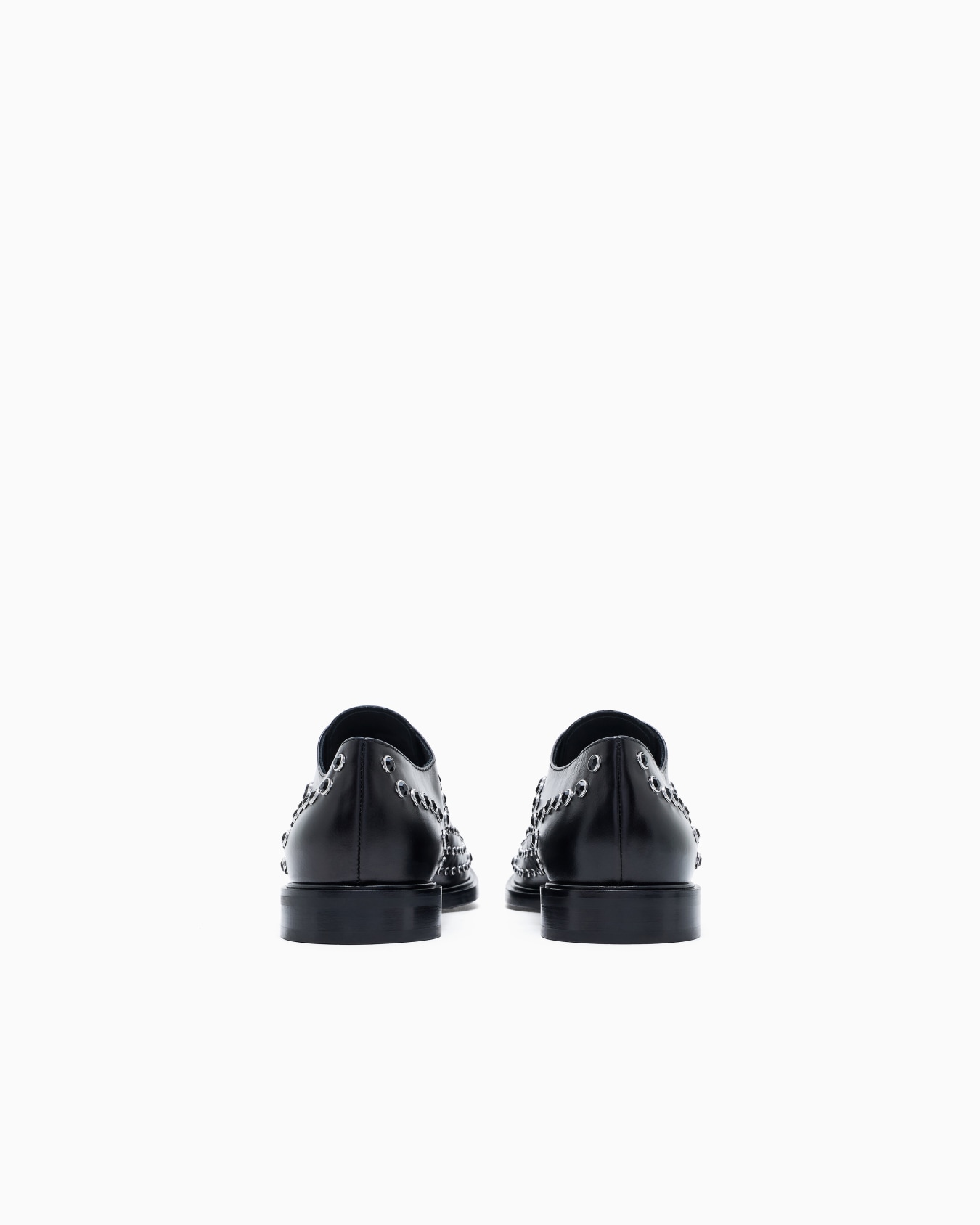 Brogues aus Leder mit Nieten Folie 3