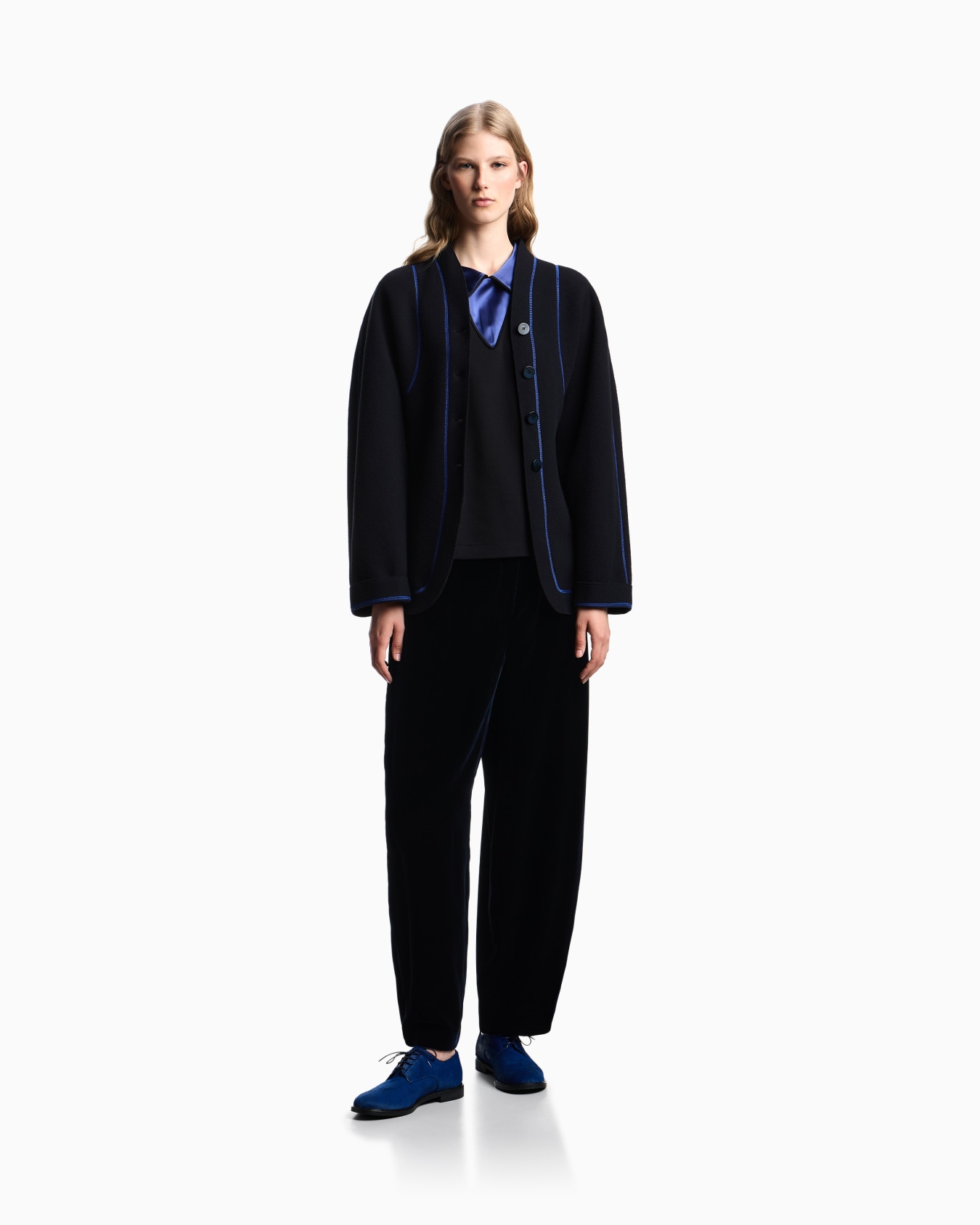 Liquid-velvet oval-leg trousers Slide 1