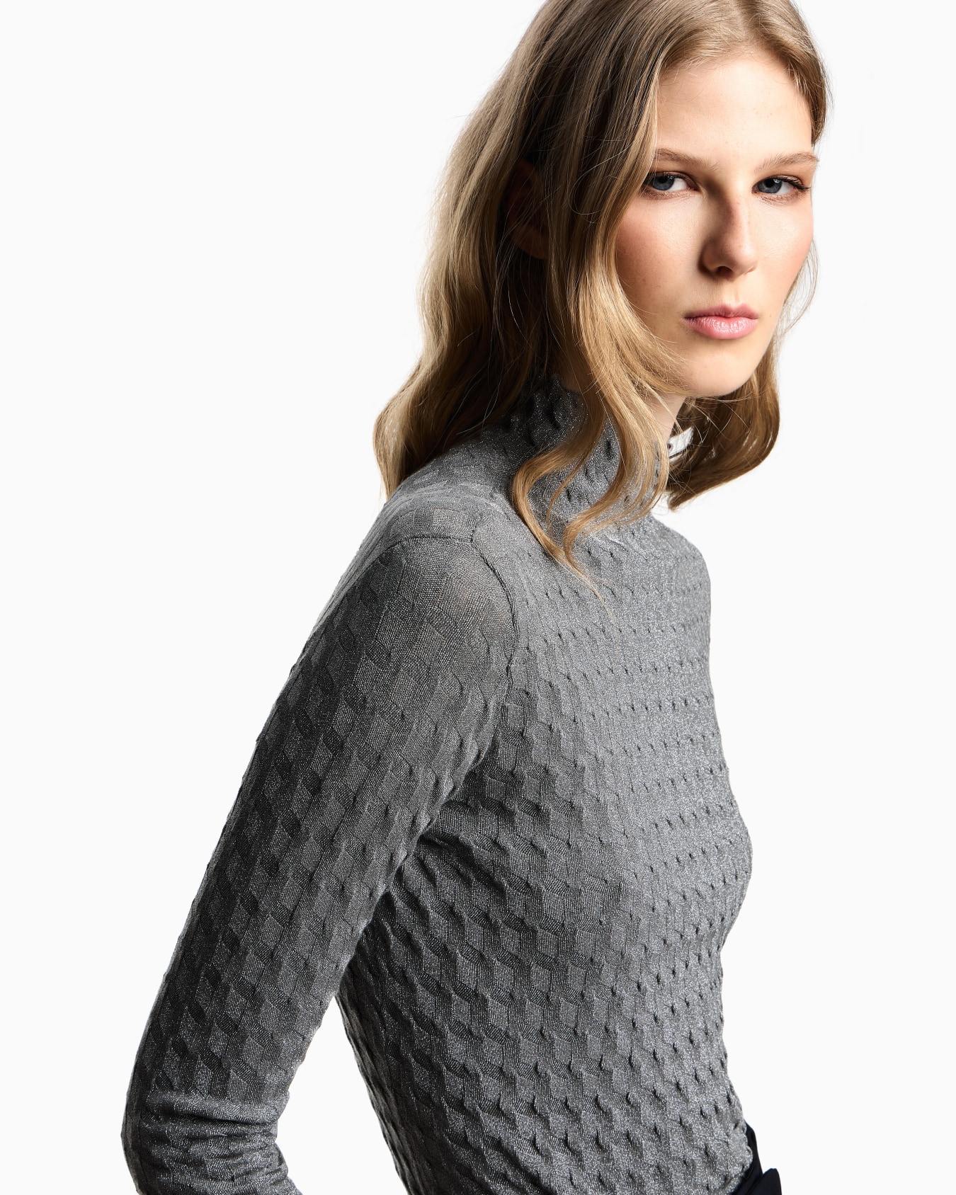 3D-effect lurex knit Slide 4