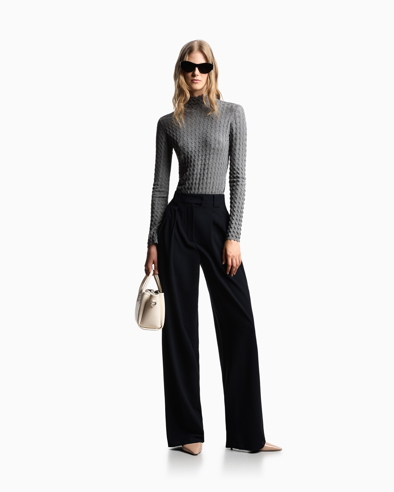3D-effect lurex knit Slide 1