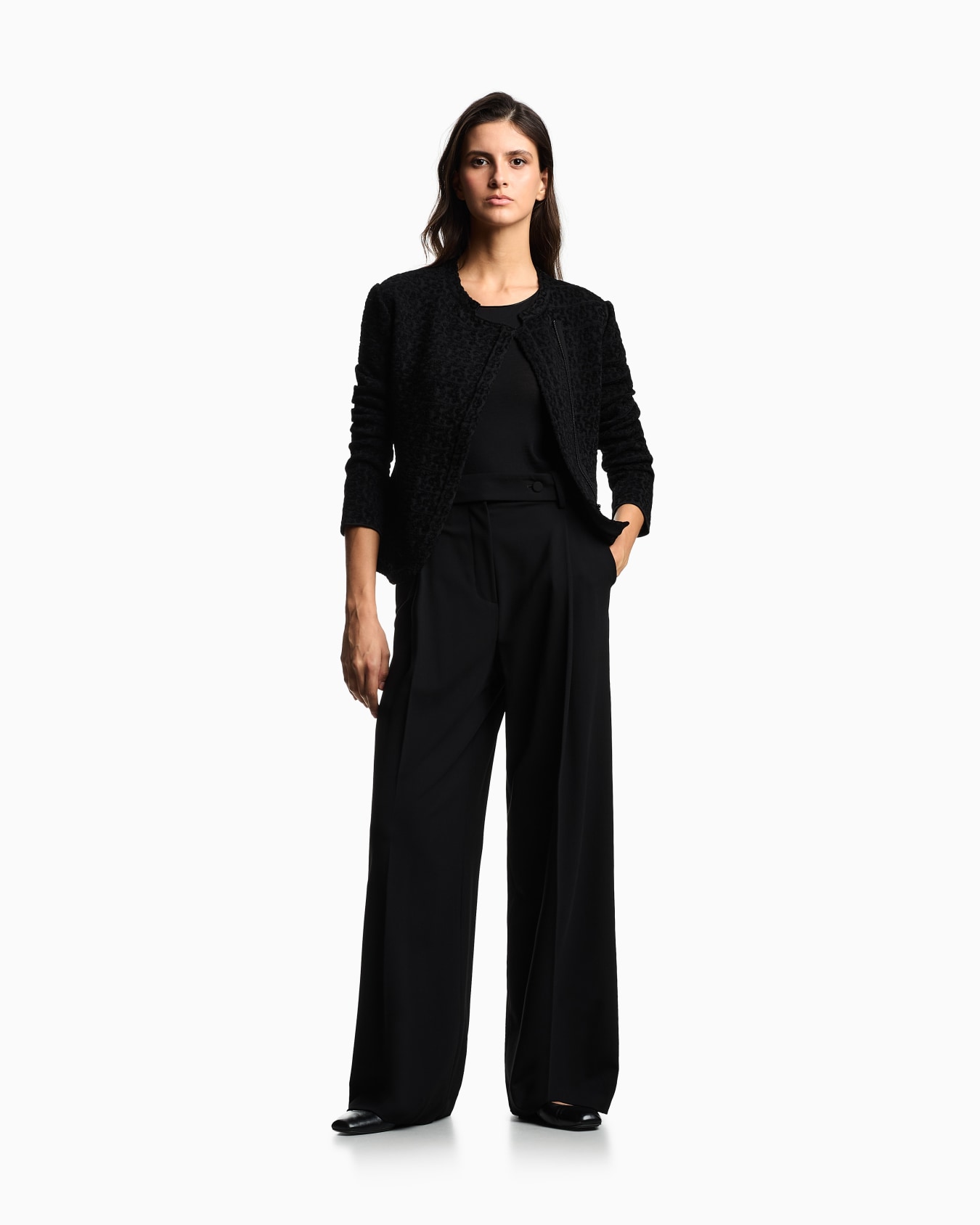 Round-neck jumper made of lightweight jersey in a wool and silk blend Slide 1