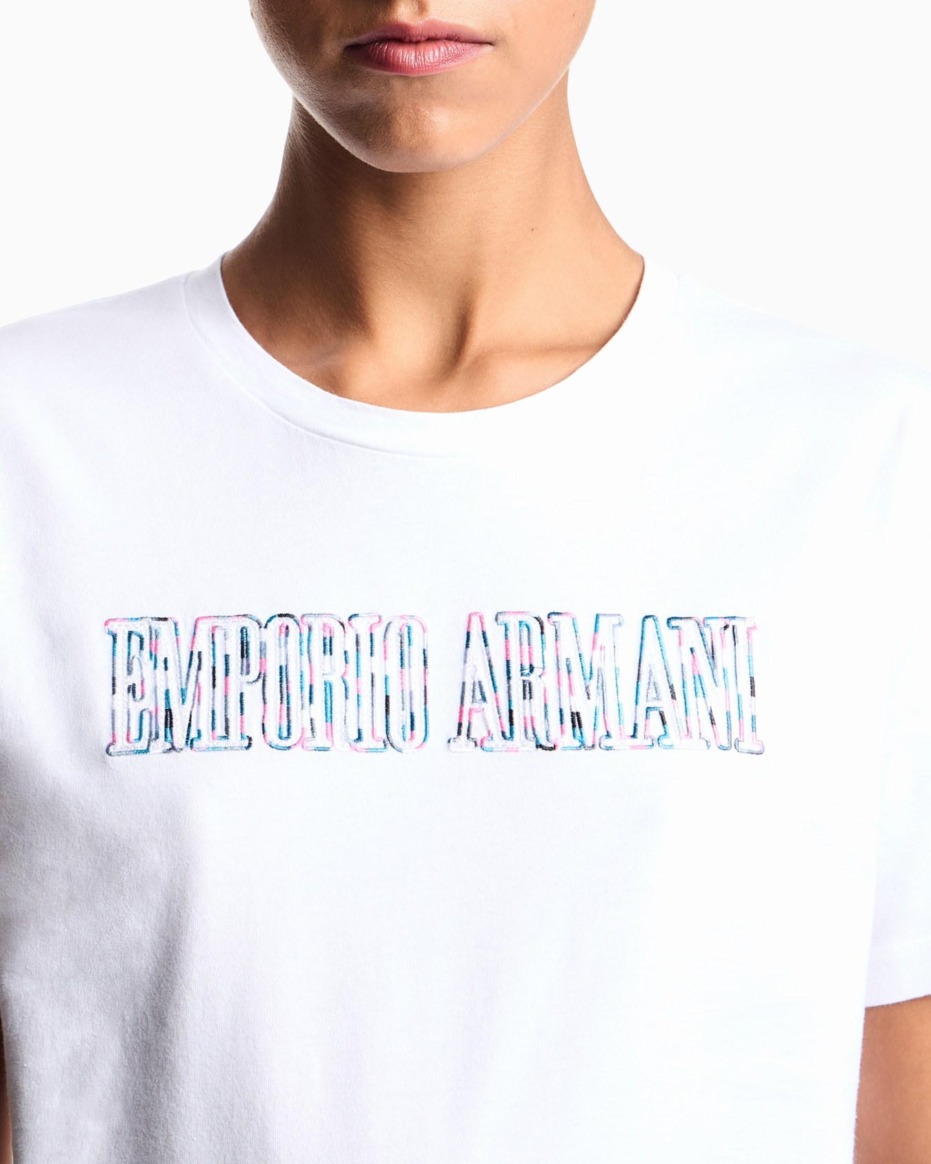 T-shirt en jersey biologique avec logo multicolore brodé ASV Diapositive 4