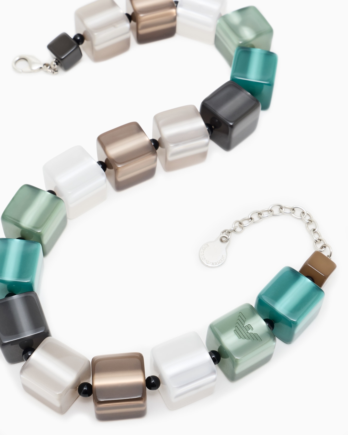 Necklace with cubes and micro spheres Slide 1