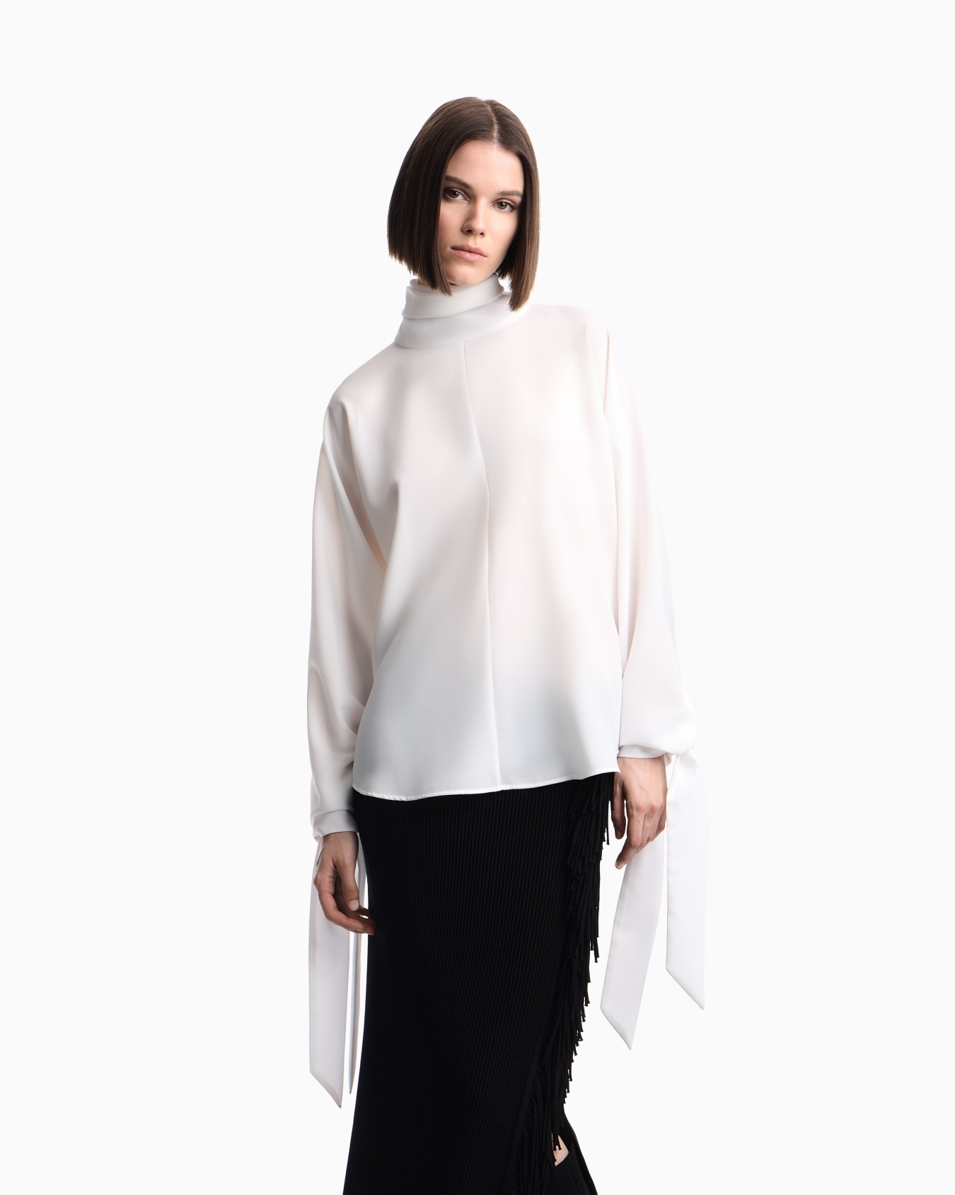 Blouse in recycled crepe with high neckline and tie cuffs Slide 3