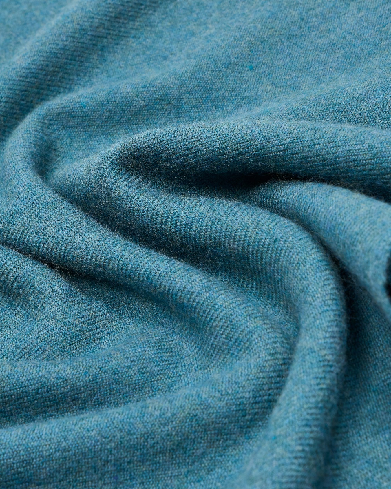 Wool stole with signature EA logo embroidery Slide 2