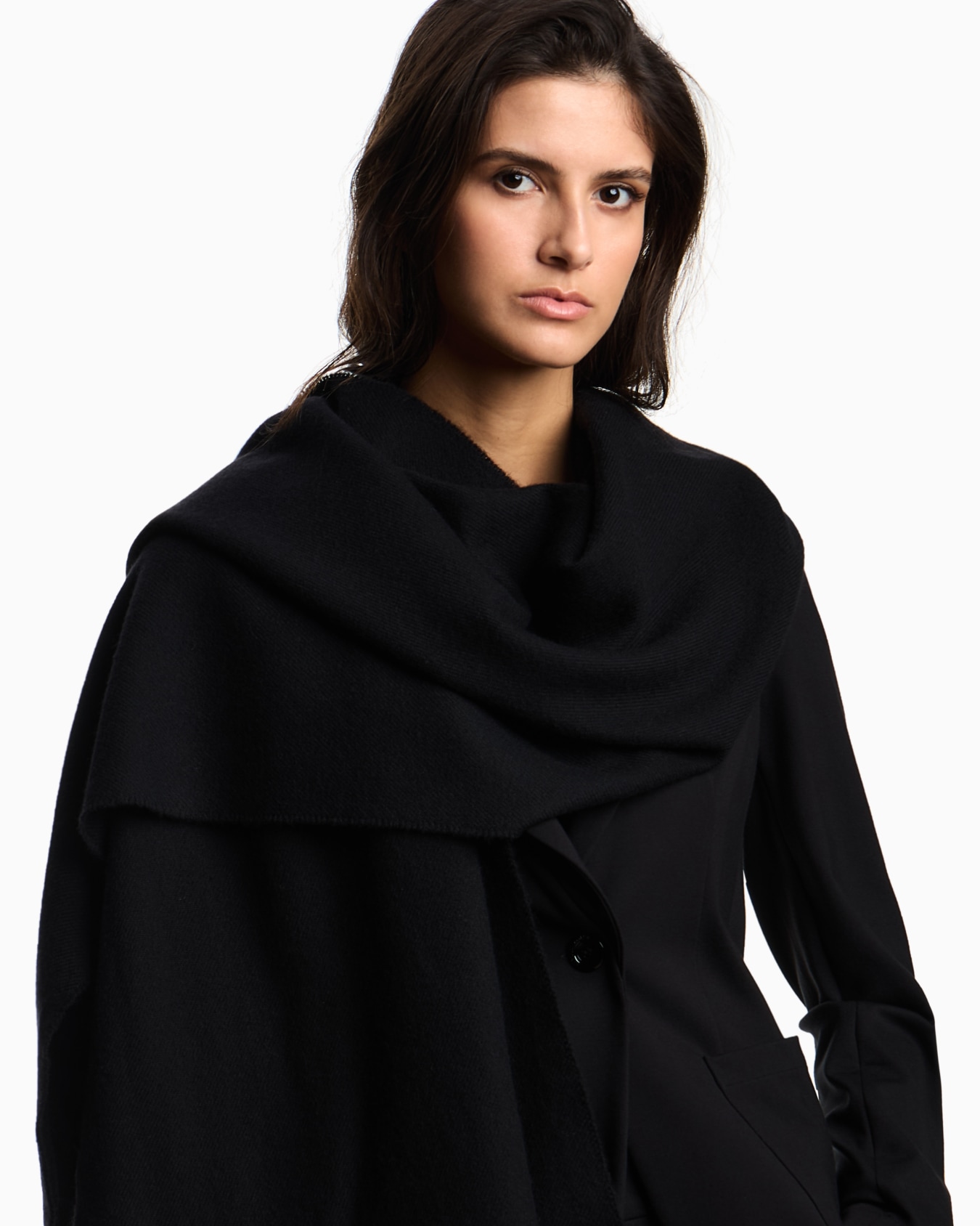Wool stole with signature EA logo embroidery Slide 2