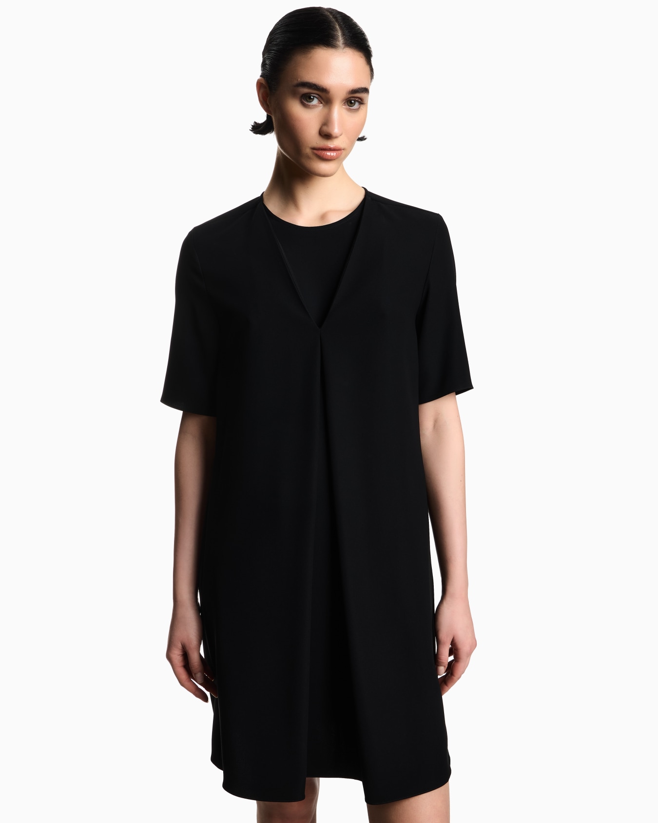 Technical cady dress with front box pleat Slide 3